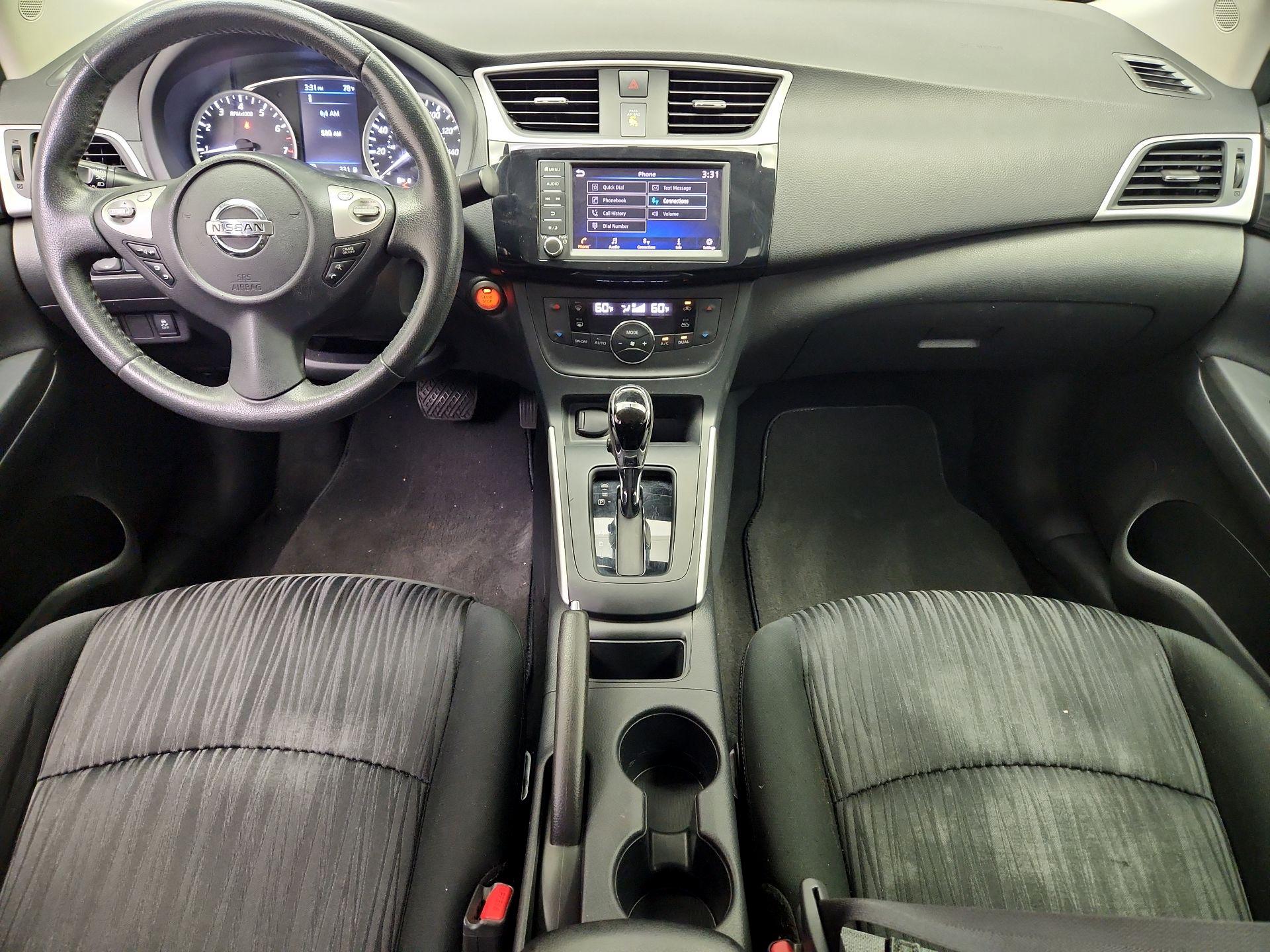 Thumbnail: 2019 Nissan Sentra - 9