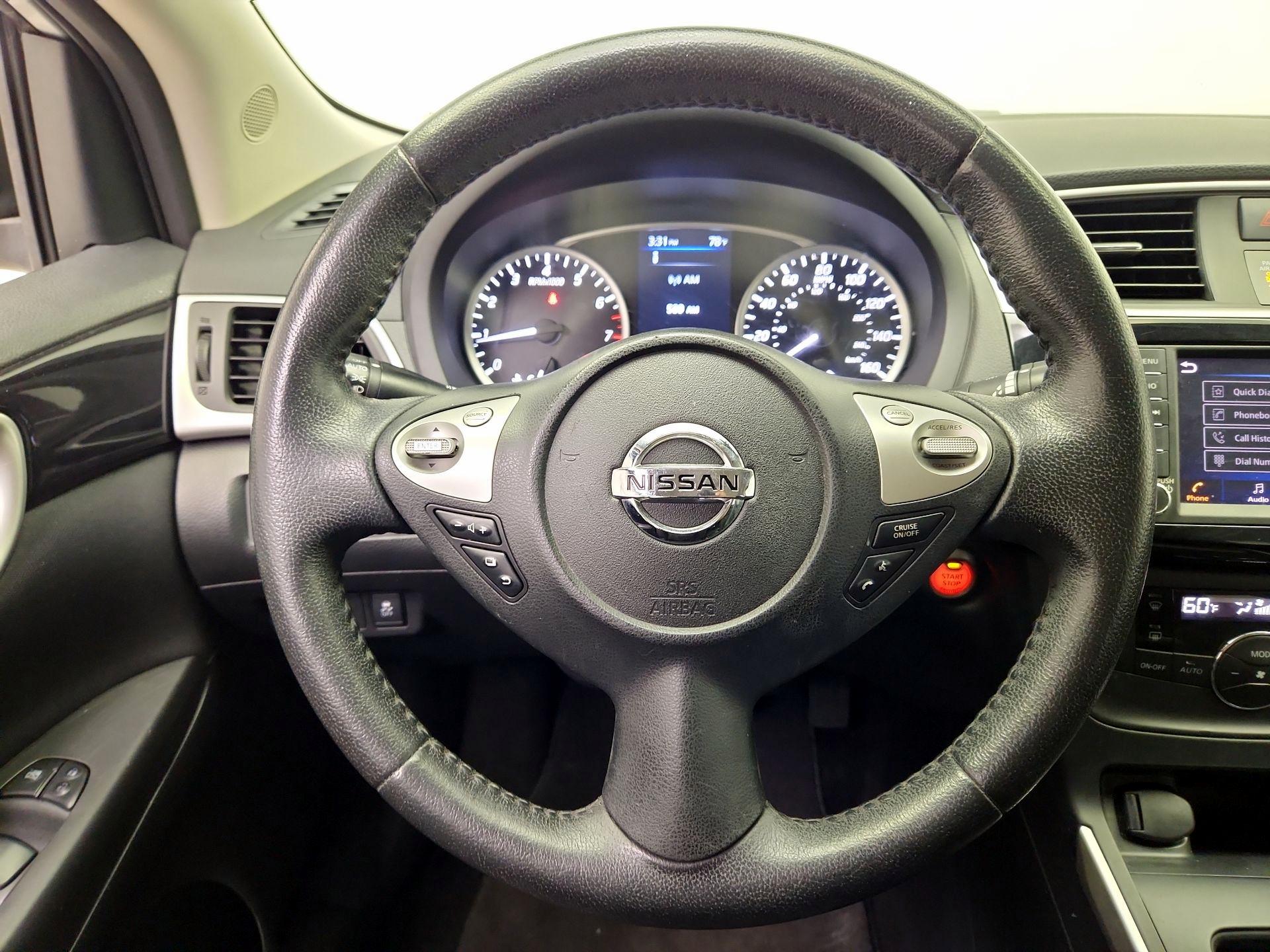 Thumbnail: 2019 Nissan Sentra - 10