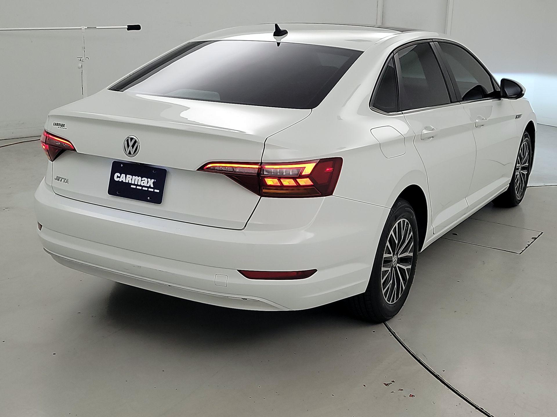 Thumbnail: 2019 Volkswagen Jetta - 5
