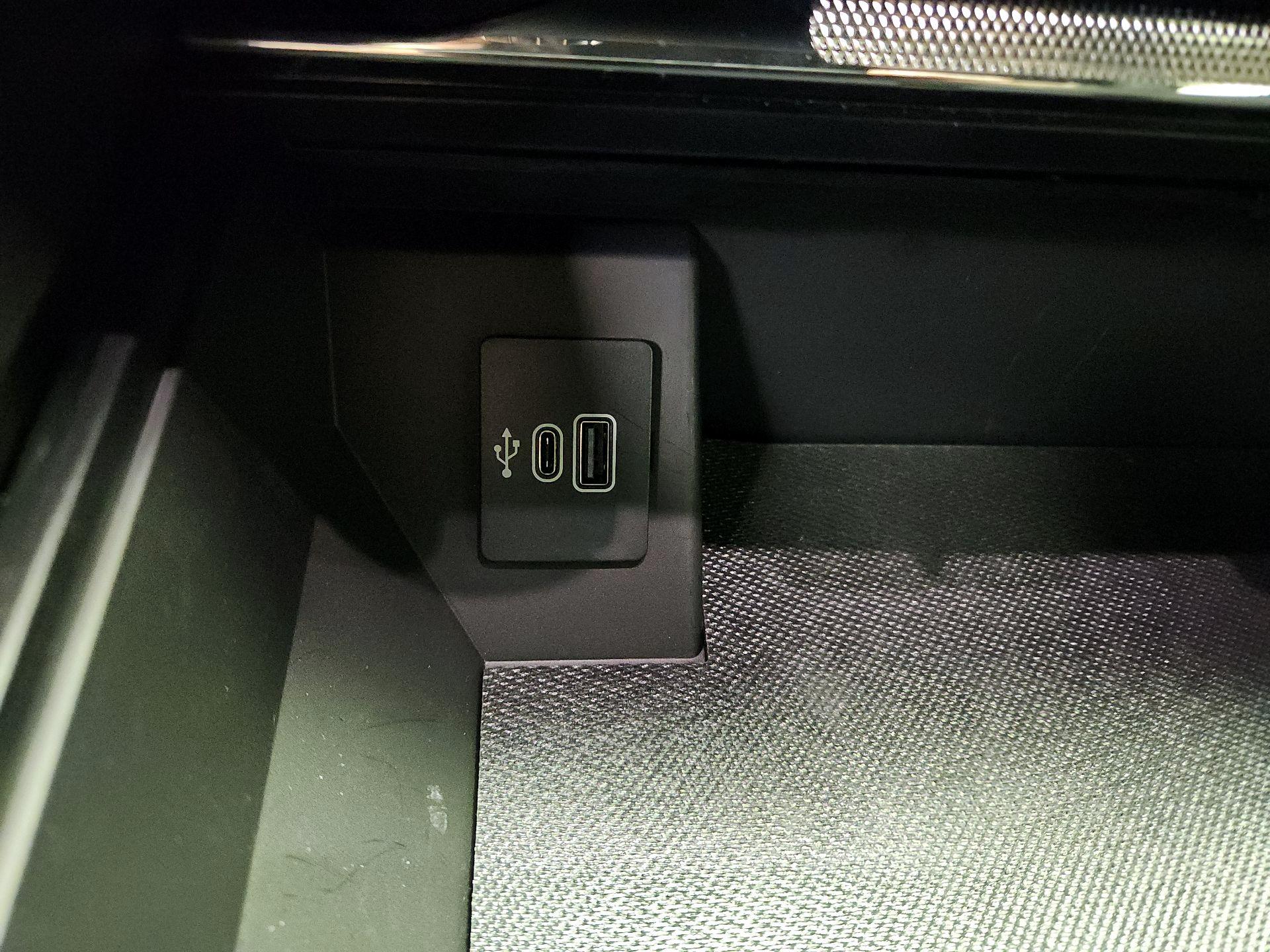 Thumbnail: 2025 Ford F-150 - 19