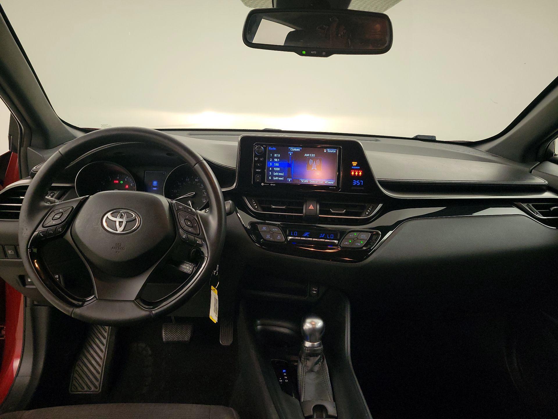 Thumbnail: 2018 Toyota C-HR - 8