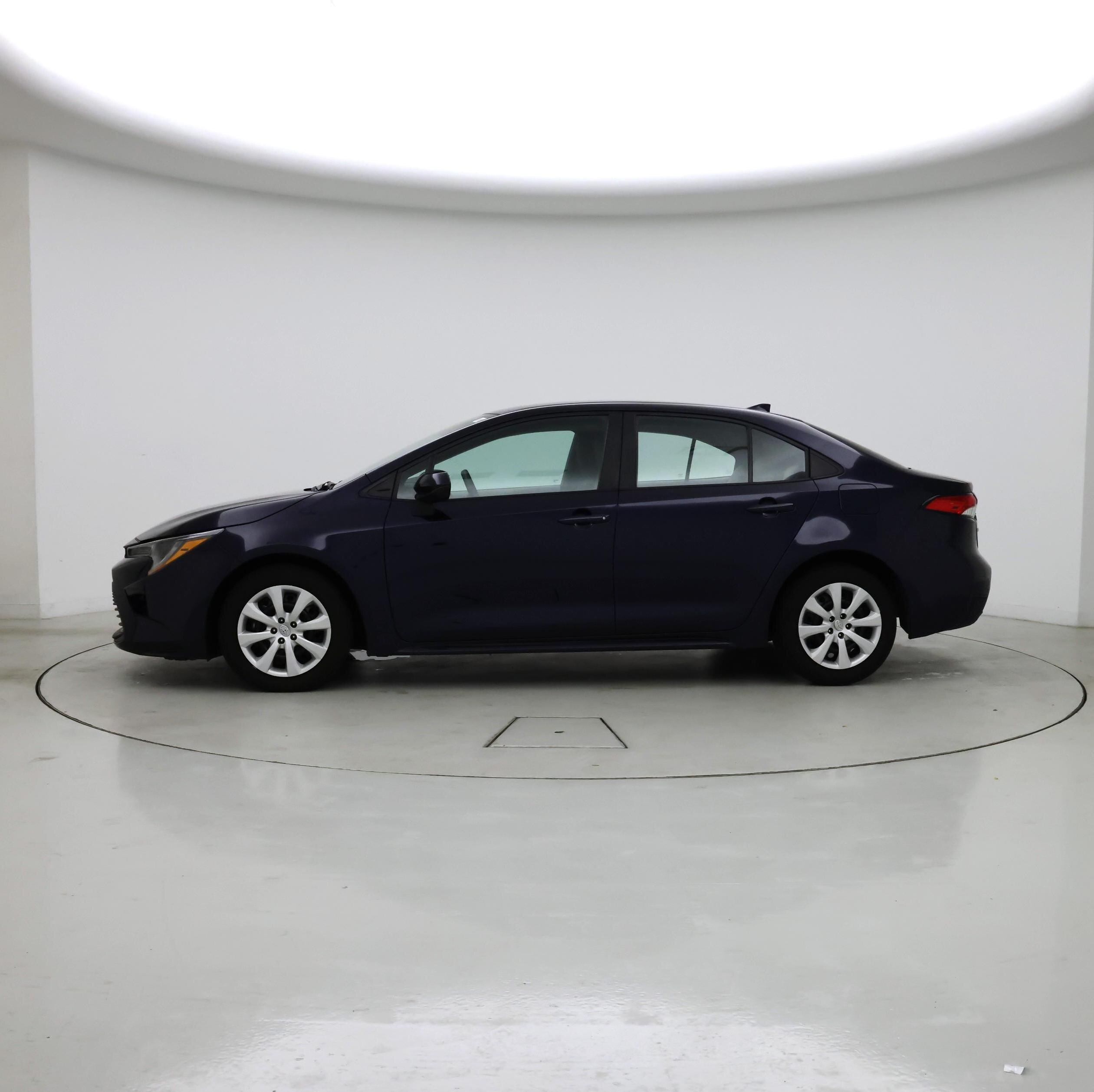 Thumbnail: 2024 Toyota Corolla - 3