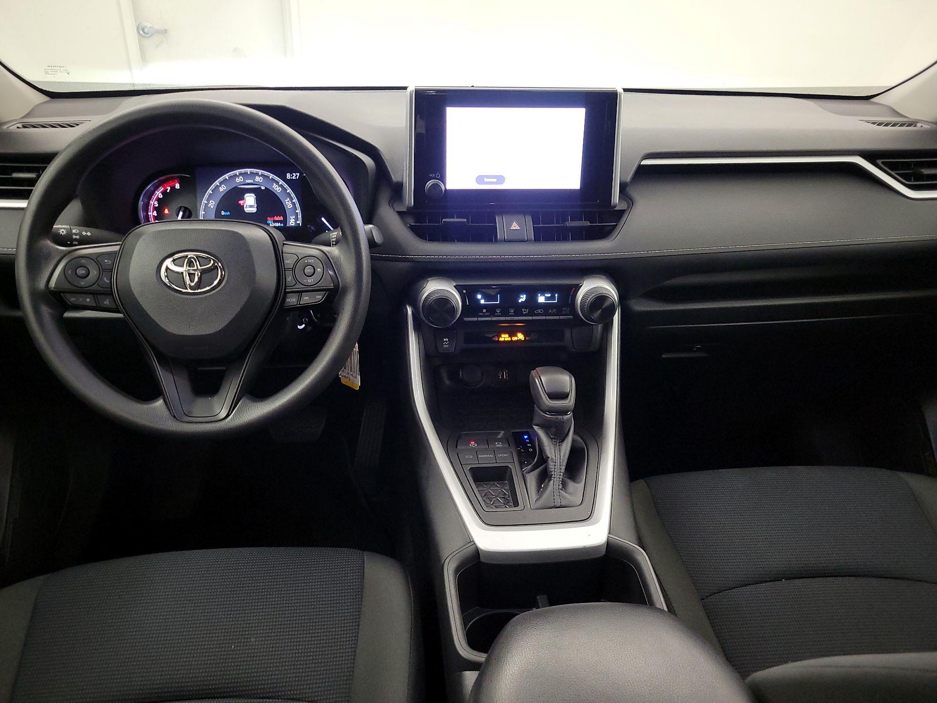 Thumbnail: 2023 Toyota RAV4 - 8