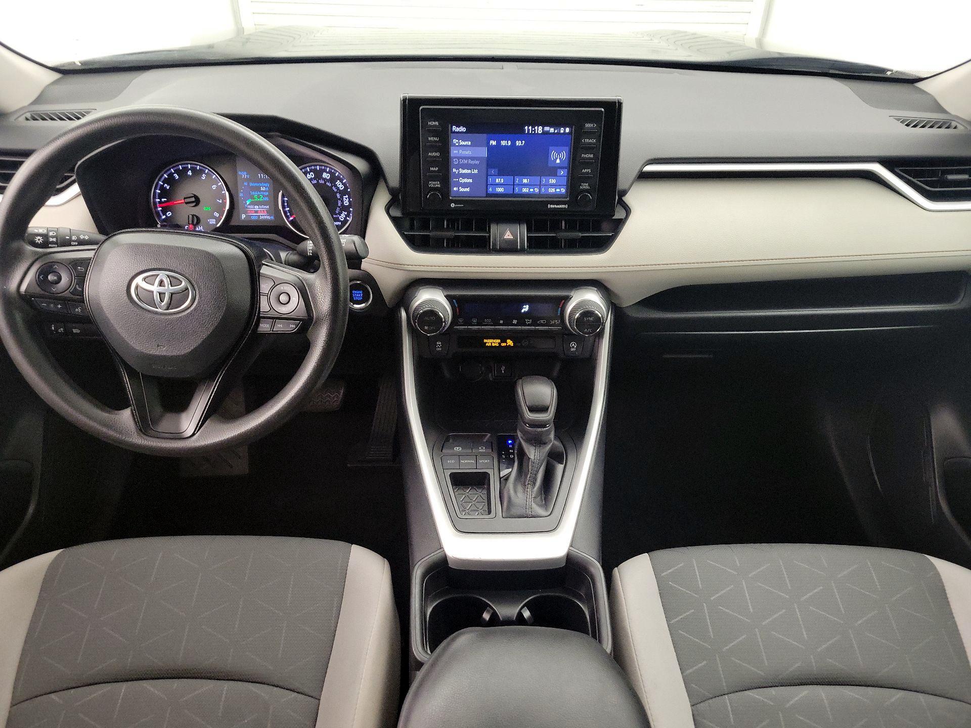 Thumbnail: 2021 Toyota RAV4 - 9