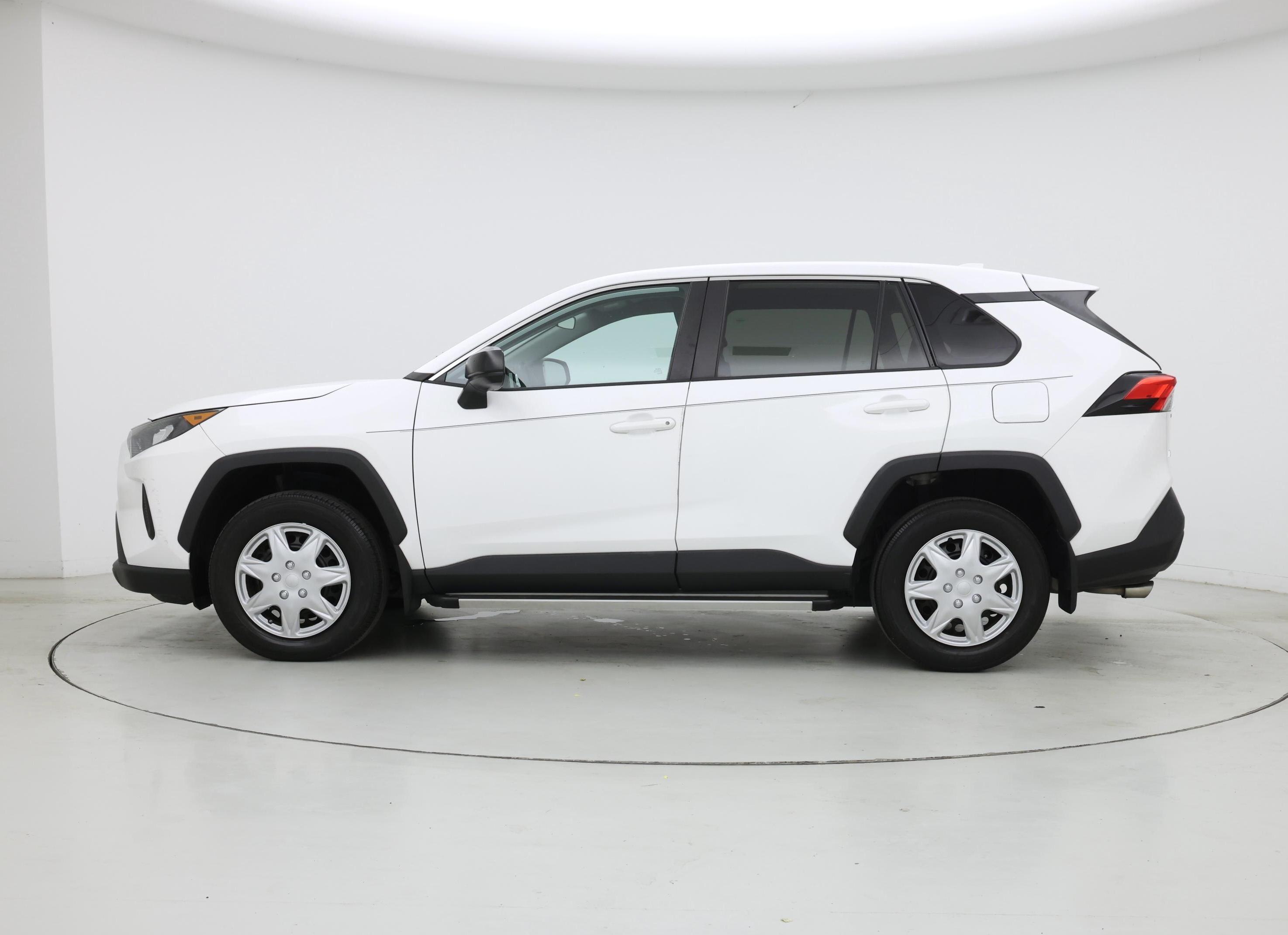 Thumbnail: 2022 Toyota RAV4 - 3