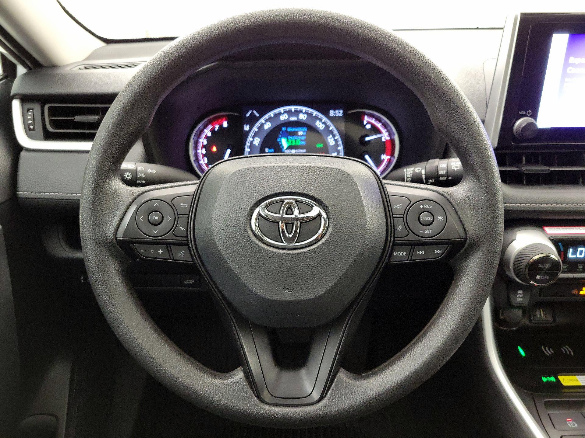 Thumbnail: 2024 Toyota RAV4 - 10