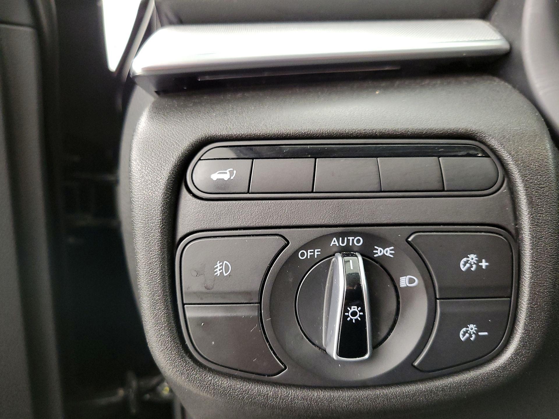 Thumbnail: 2019 INFINITI QX50 - 13