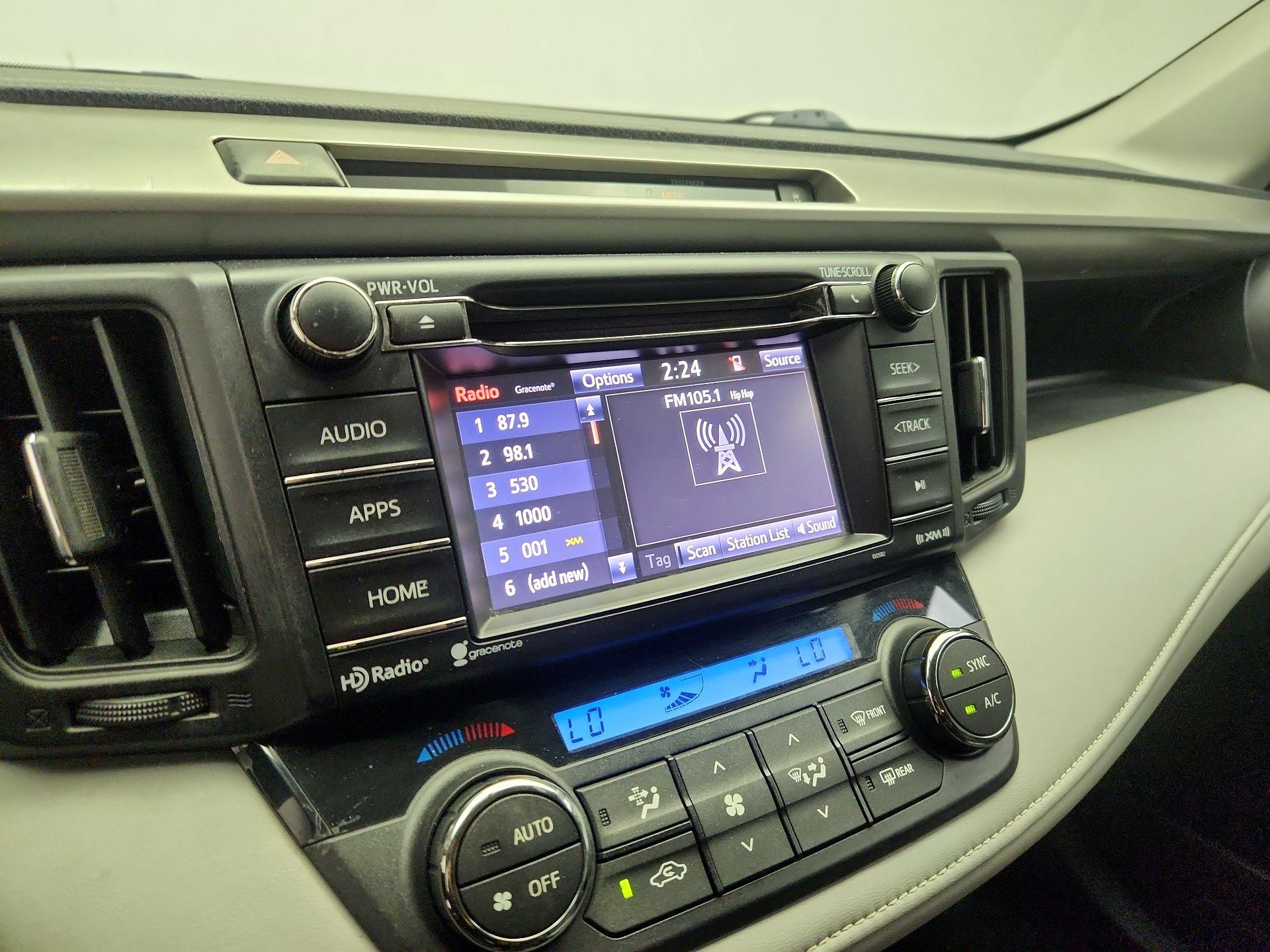 Thumbnail: 2016 Toyota RAV4 - 15