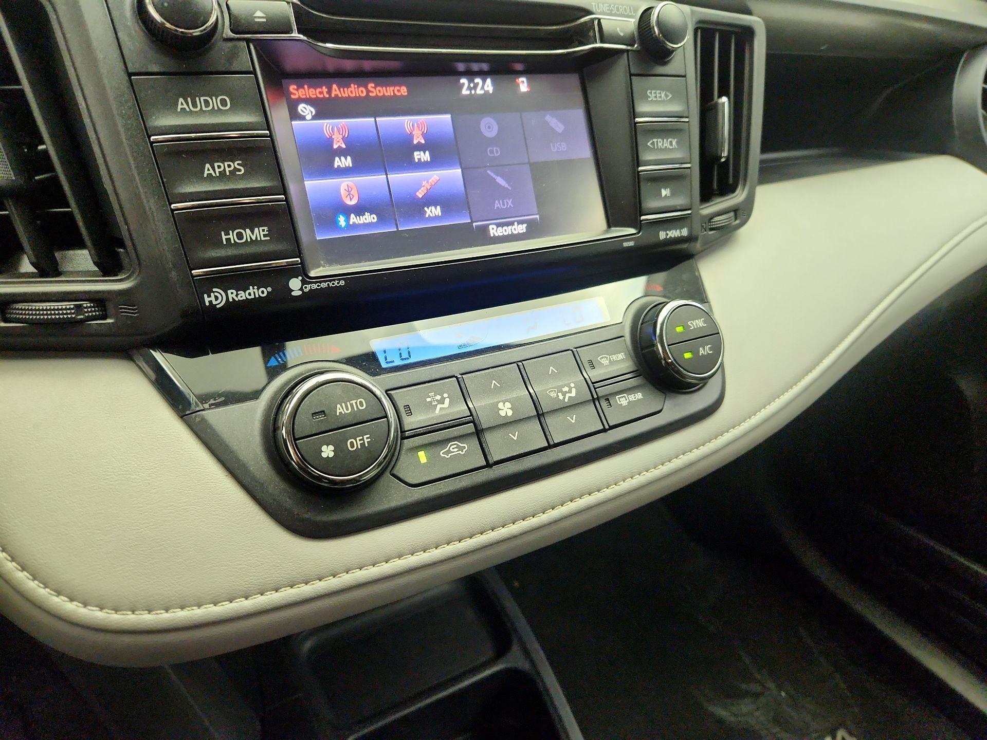 Thumbnail: 2016 Toyota RAV4 - 16