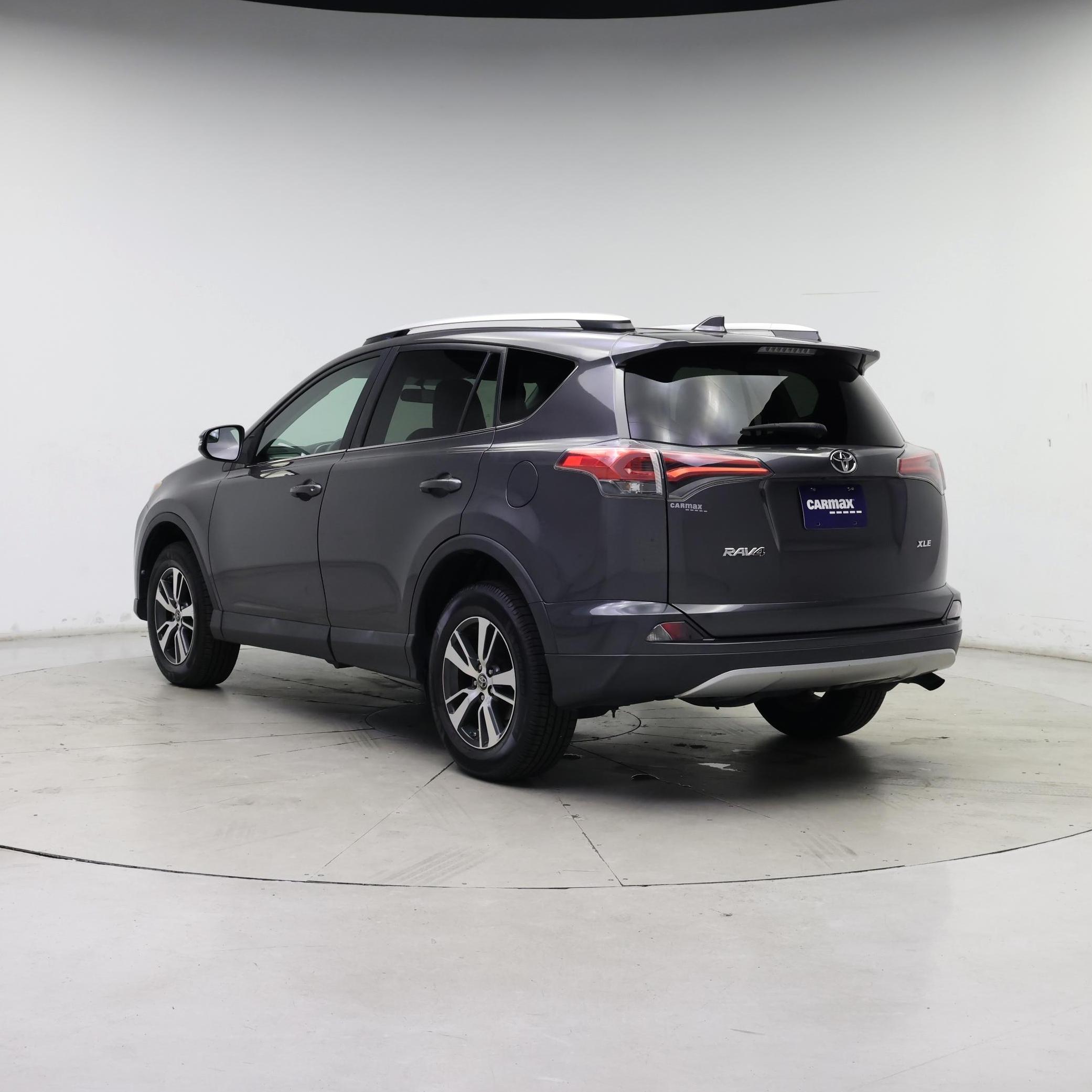 Thumbnail: 2016 Toyota RAV4 - 2