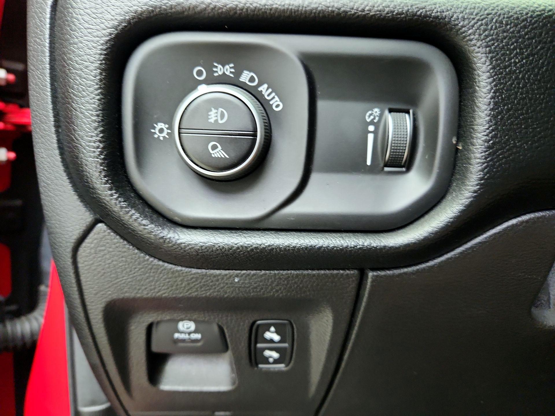 Thumbnail: 2020 RAM 1500 - 13