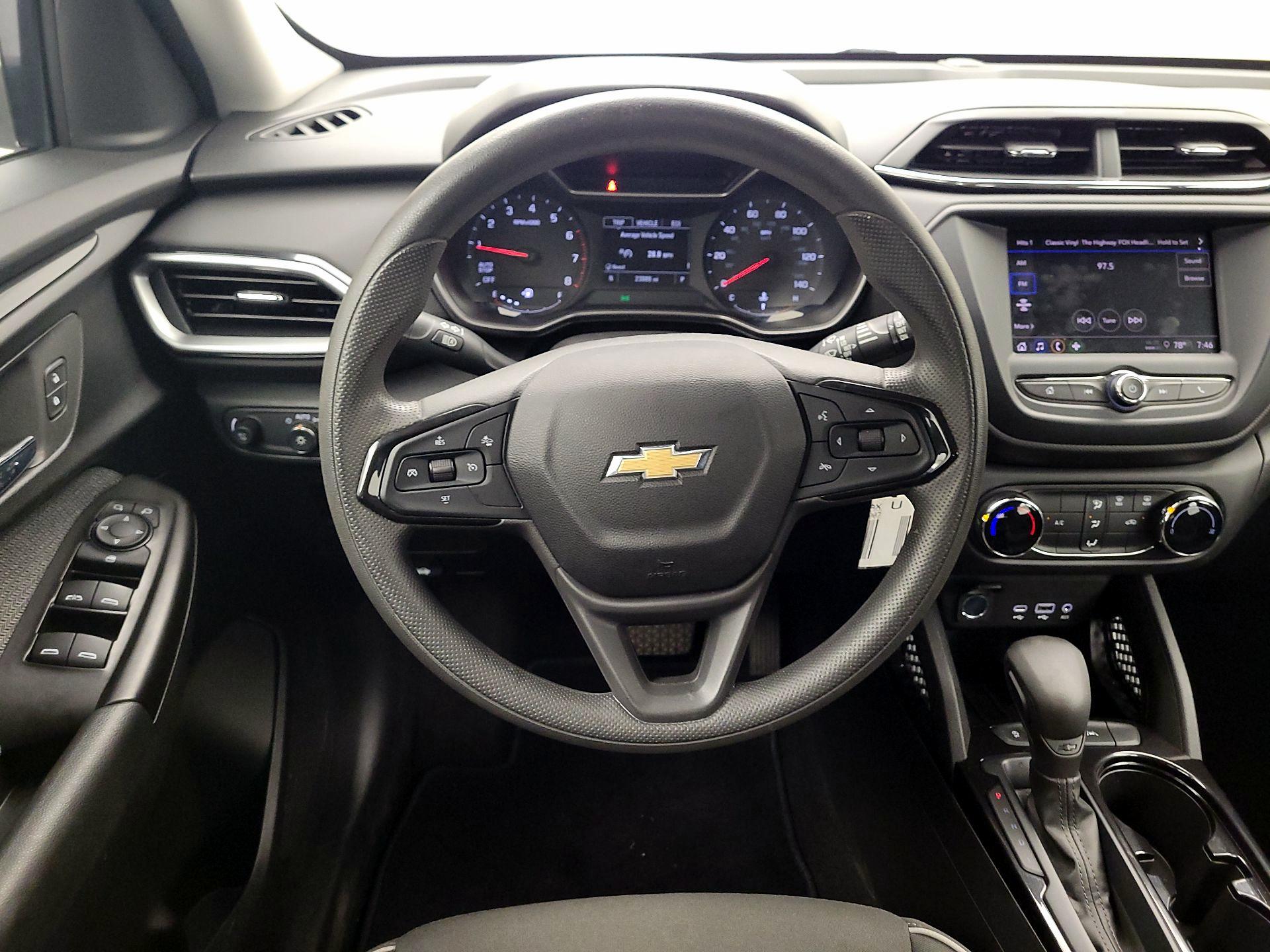 Thumbnail: 2022 Chevrolet TrailBlazer - 10