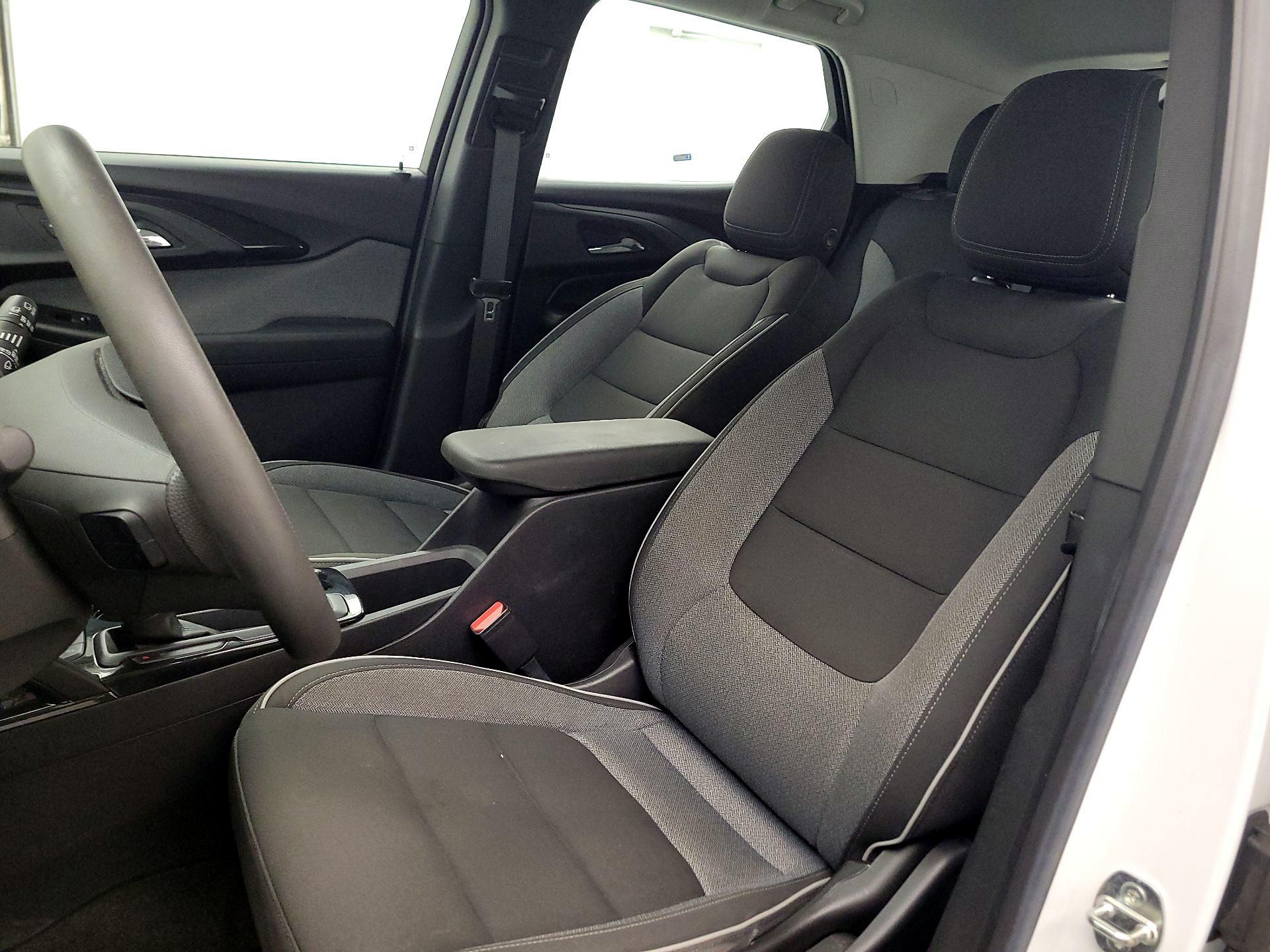 Thumbnail: 2022 Chevrolet TrailBlazer - 11