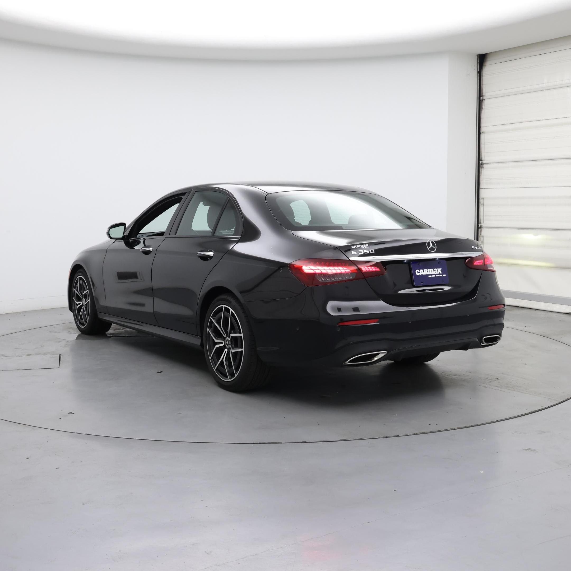 Thumbnail: 2021 Mercedes-Benz E-Class - 2