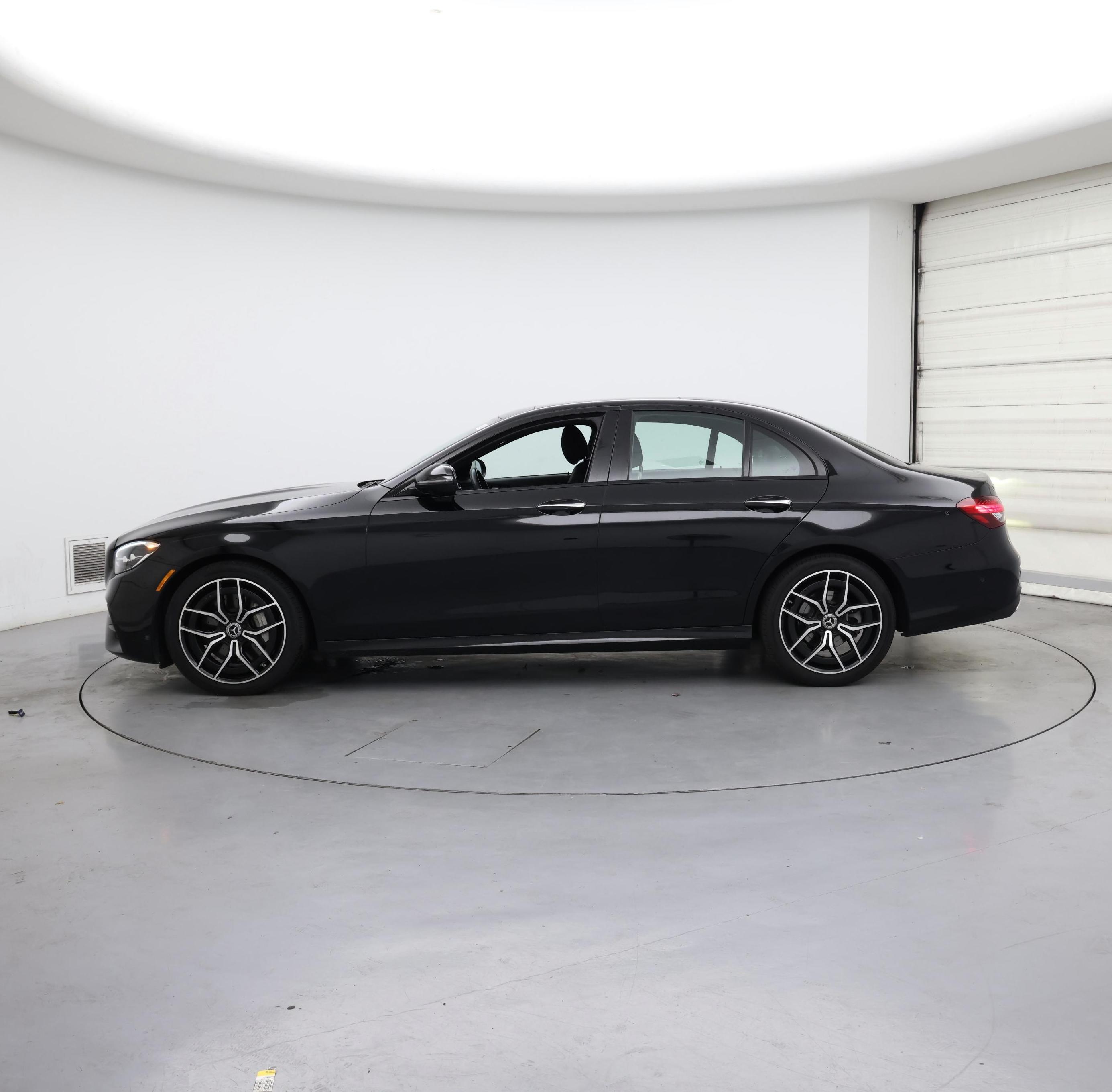 Thumbnail: 2021 Mercedes-Benz E-Class - 3