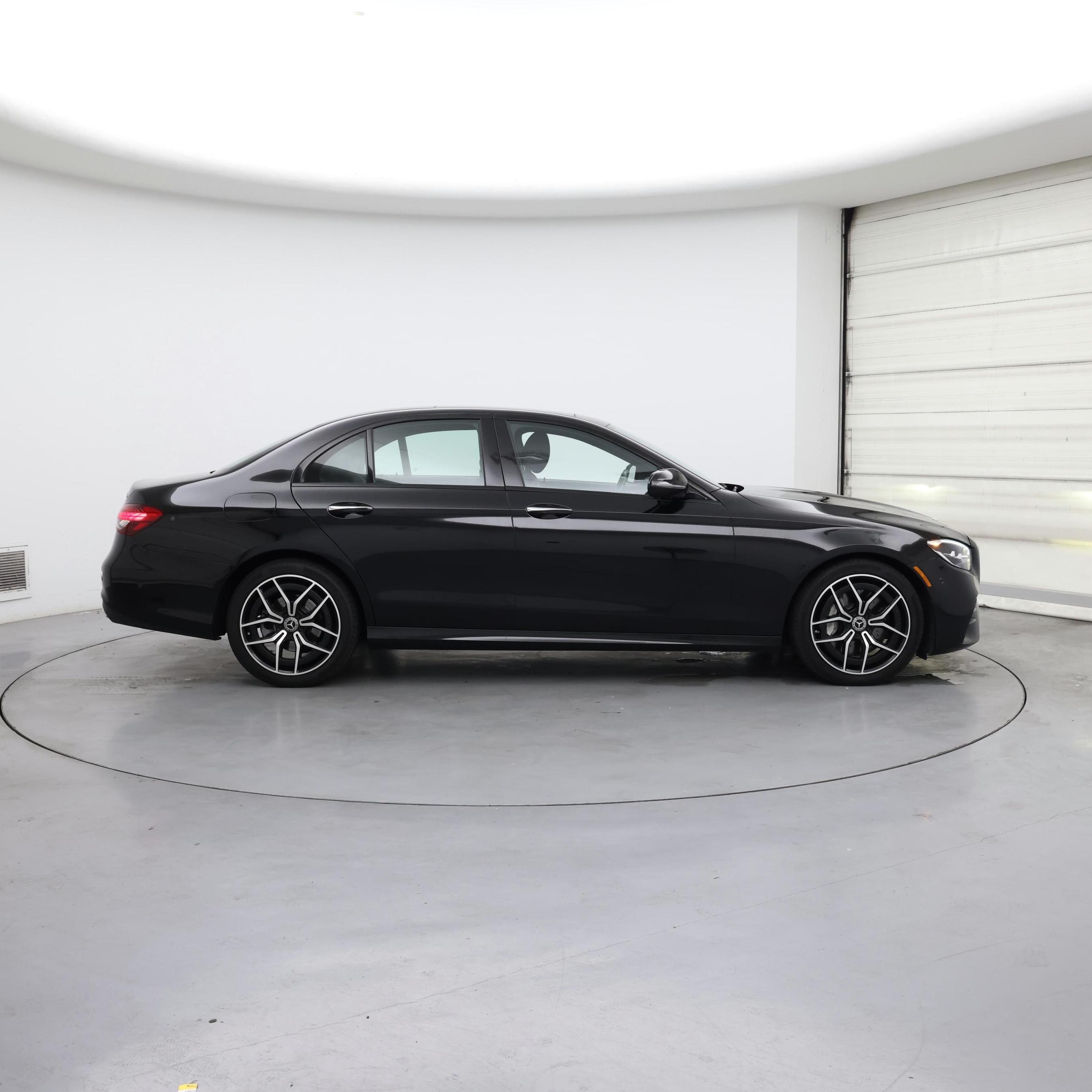 Thumbnail: 2021 Mercedes-Benz E-Class - 7