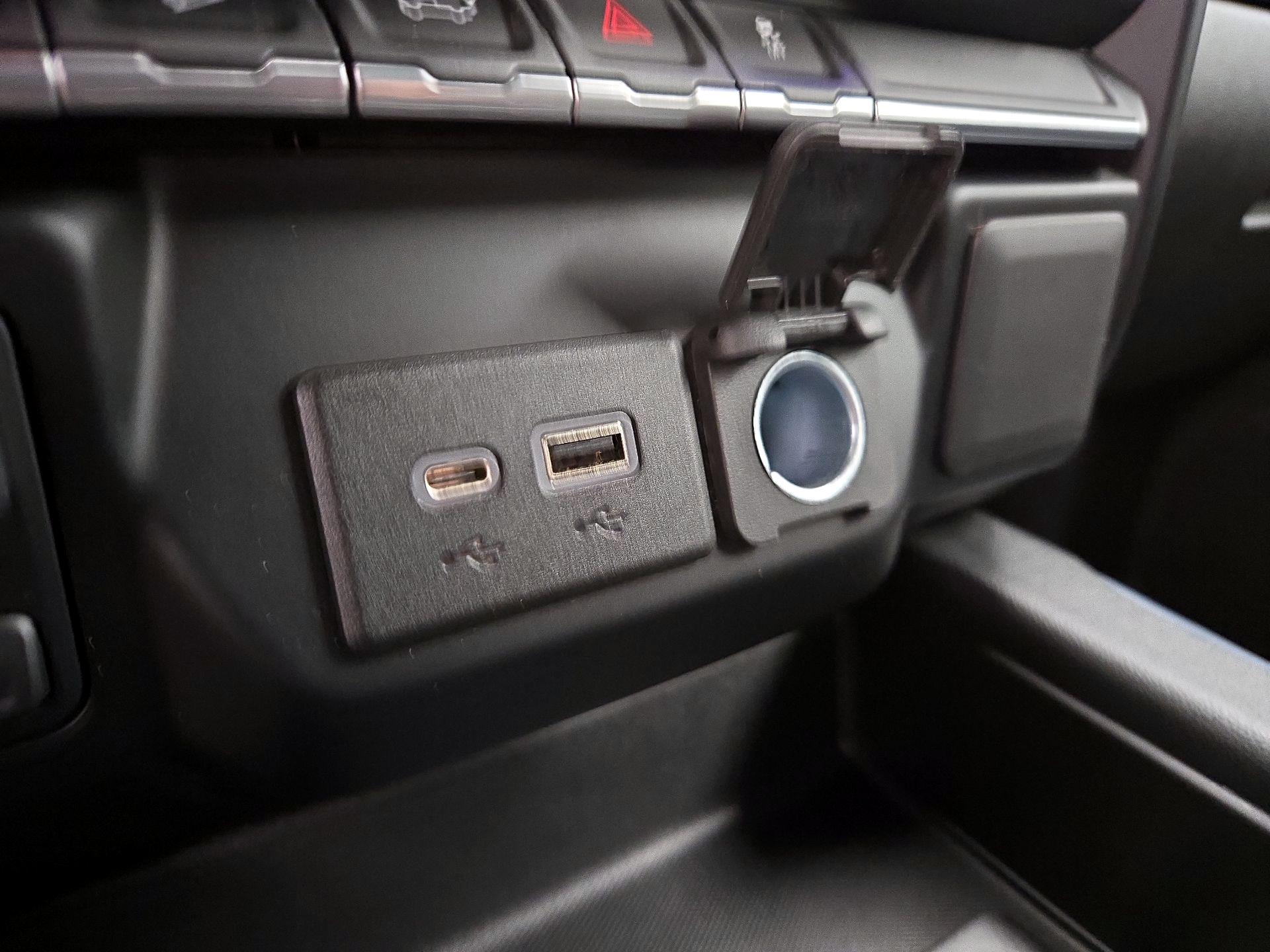Thumbnail: 2021 Chevrolet Silverado 1500 - 18