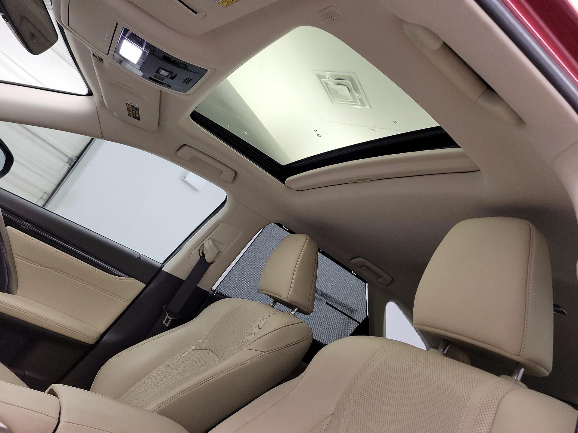 Thumbnail: 2020 Lexus RX - 20