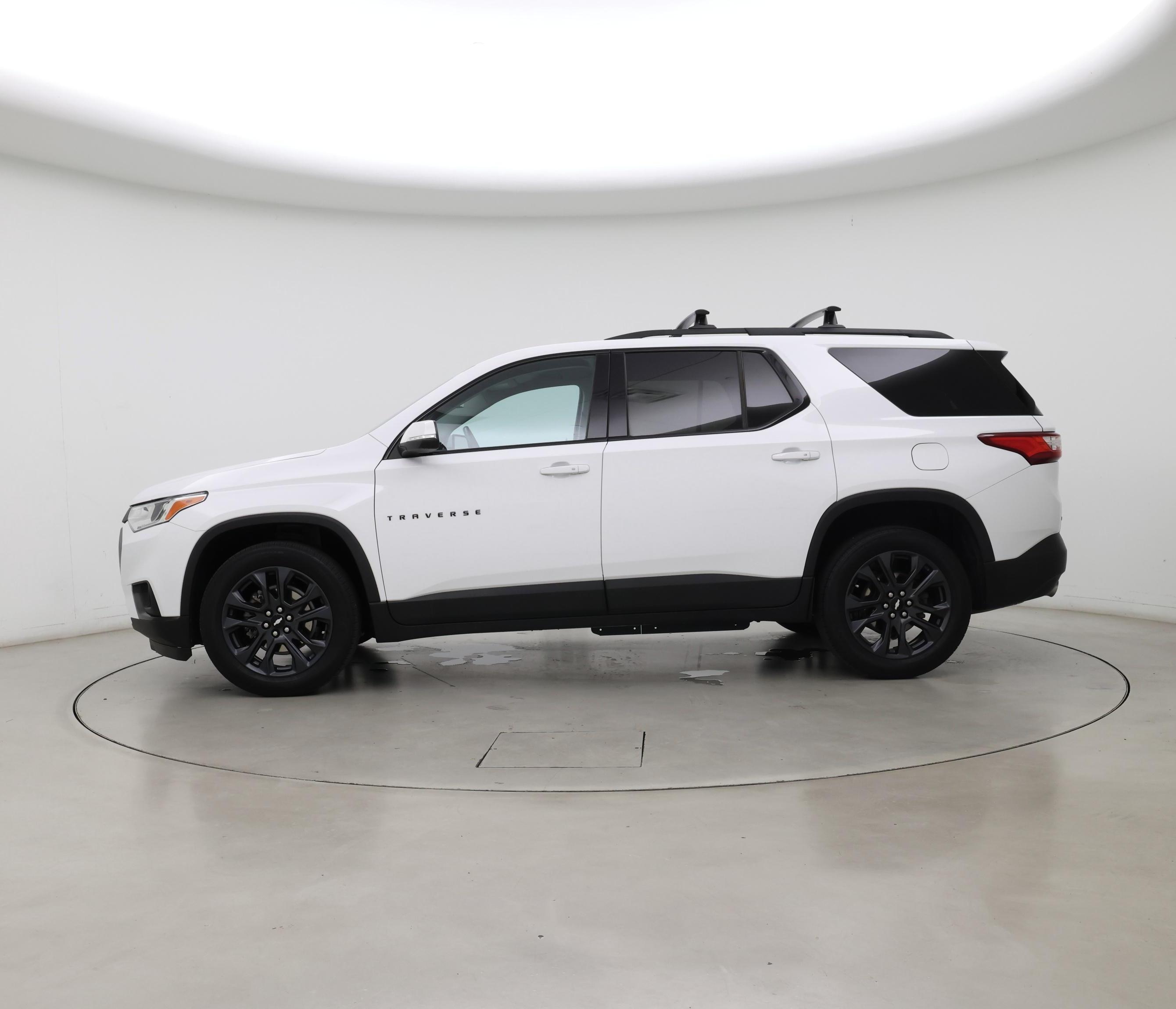 Thumbnail: 2021 Chevrolet Traverse - 3