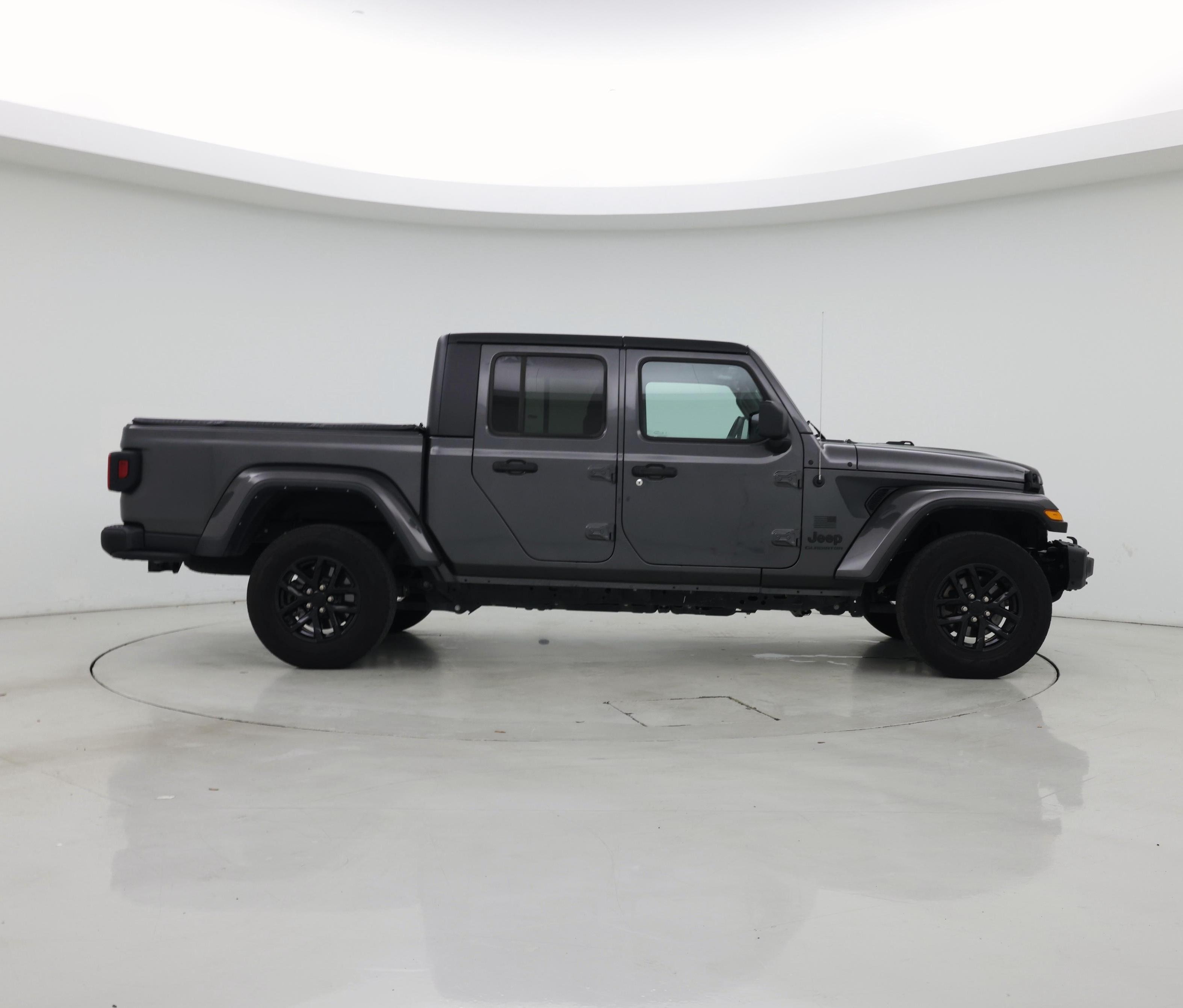 Thumbnail: 2023 Jeep Gladiator - 7