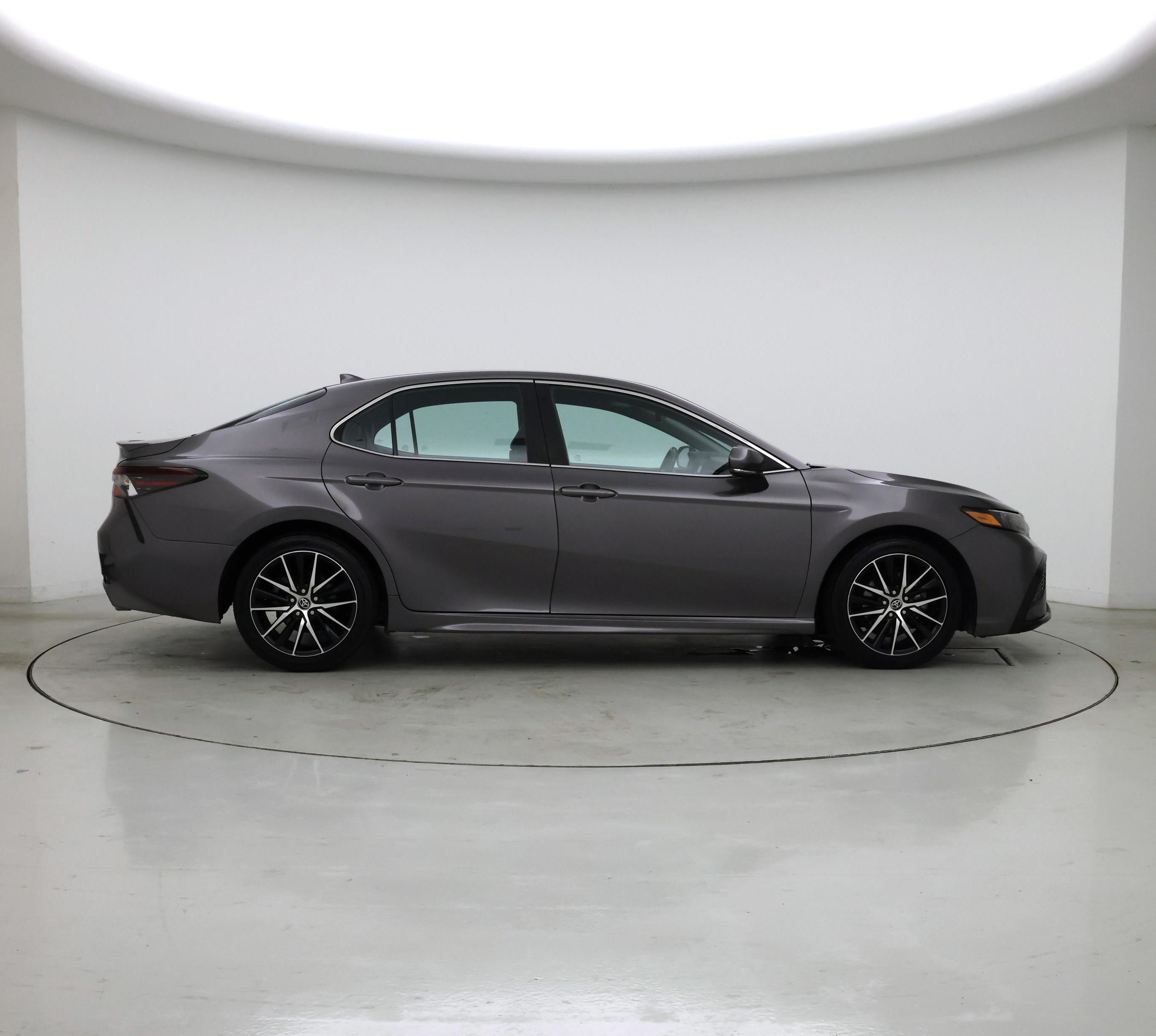 Thumbnail: 2021 Toyota Camry - 7