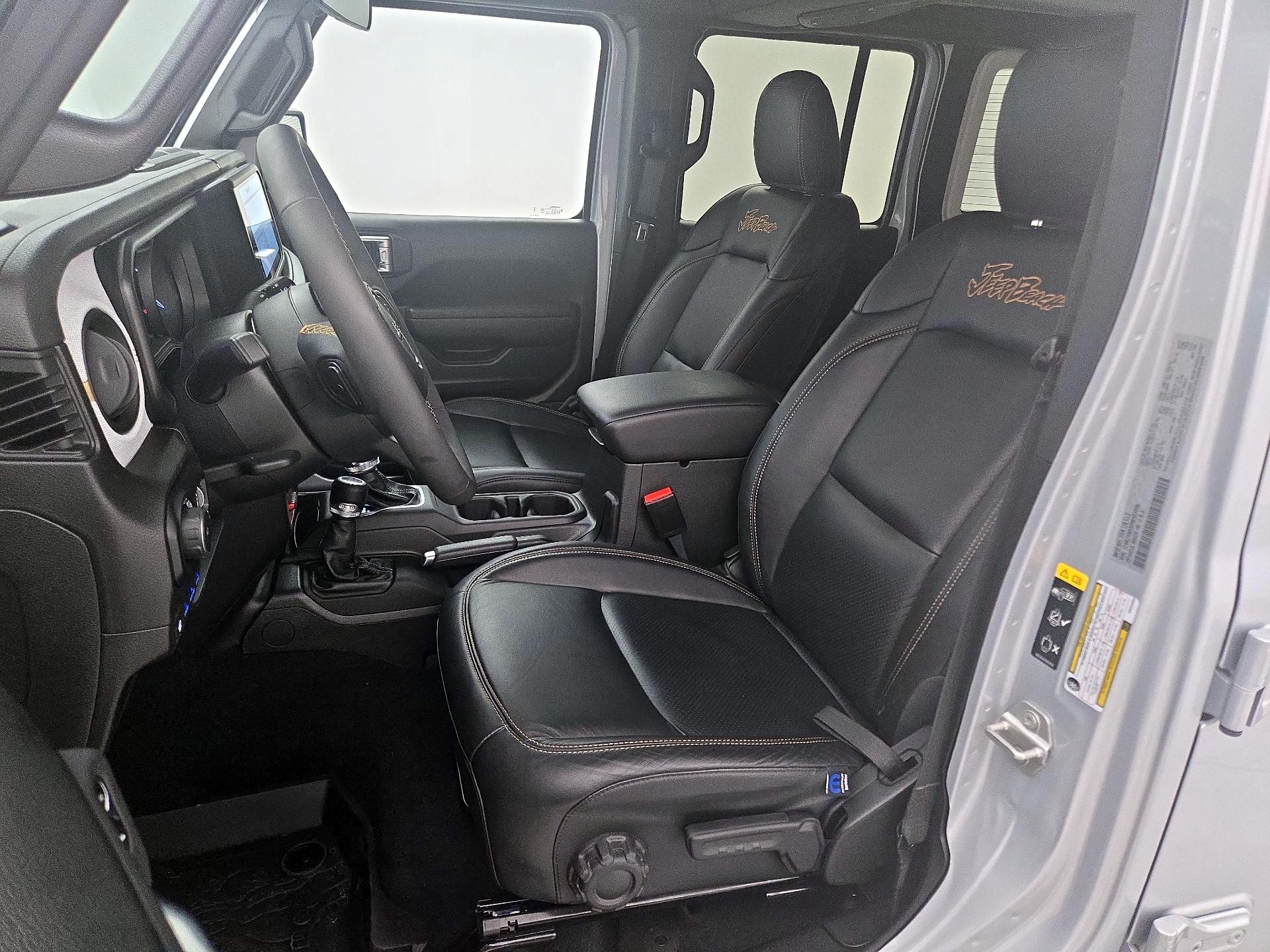 Thumbnail: 2024 Jeep Wrangler - 11