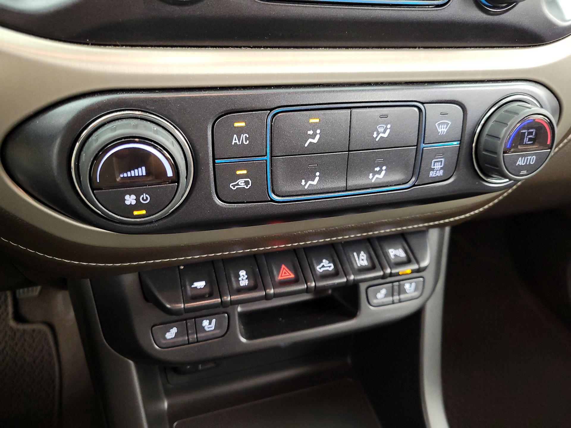 Thumbnail: 2022 GMC Canyon - 16