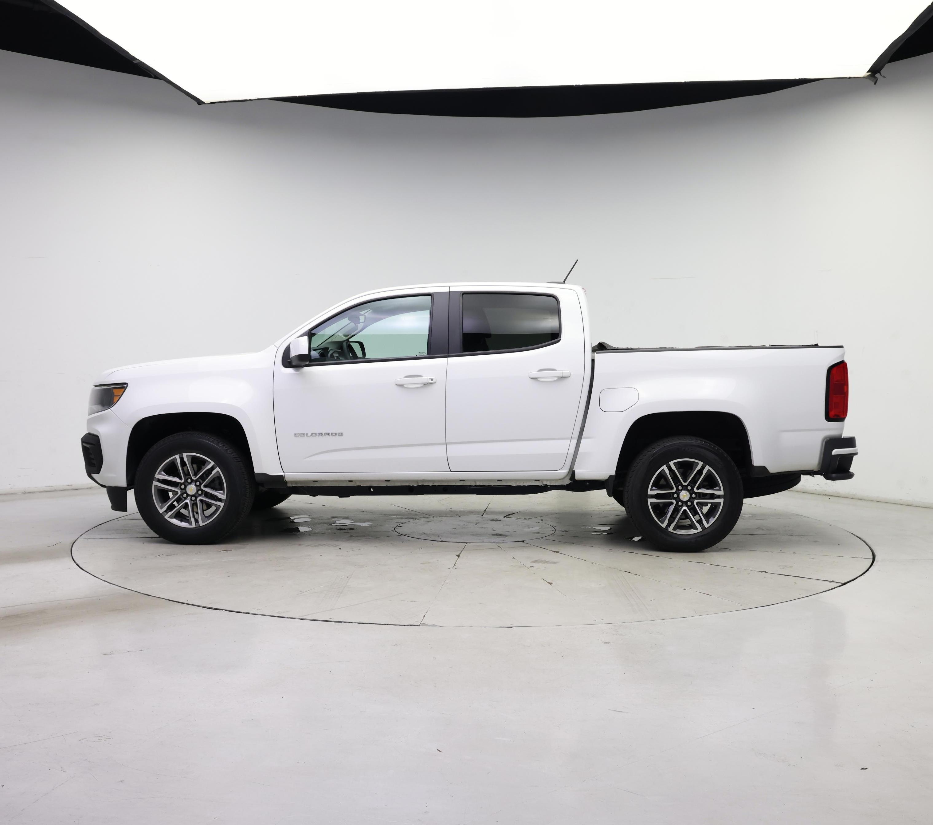 Thumbnail: 2022 Chevrolet Colorado - 3
