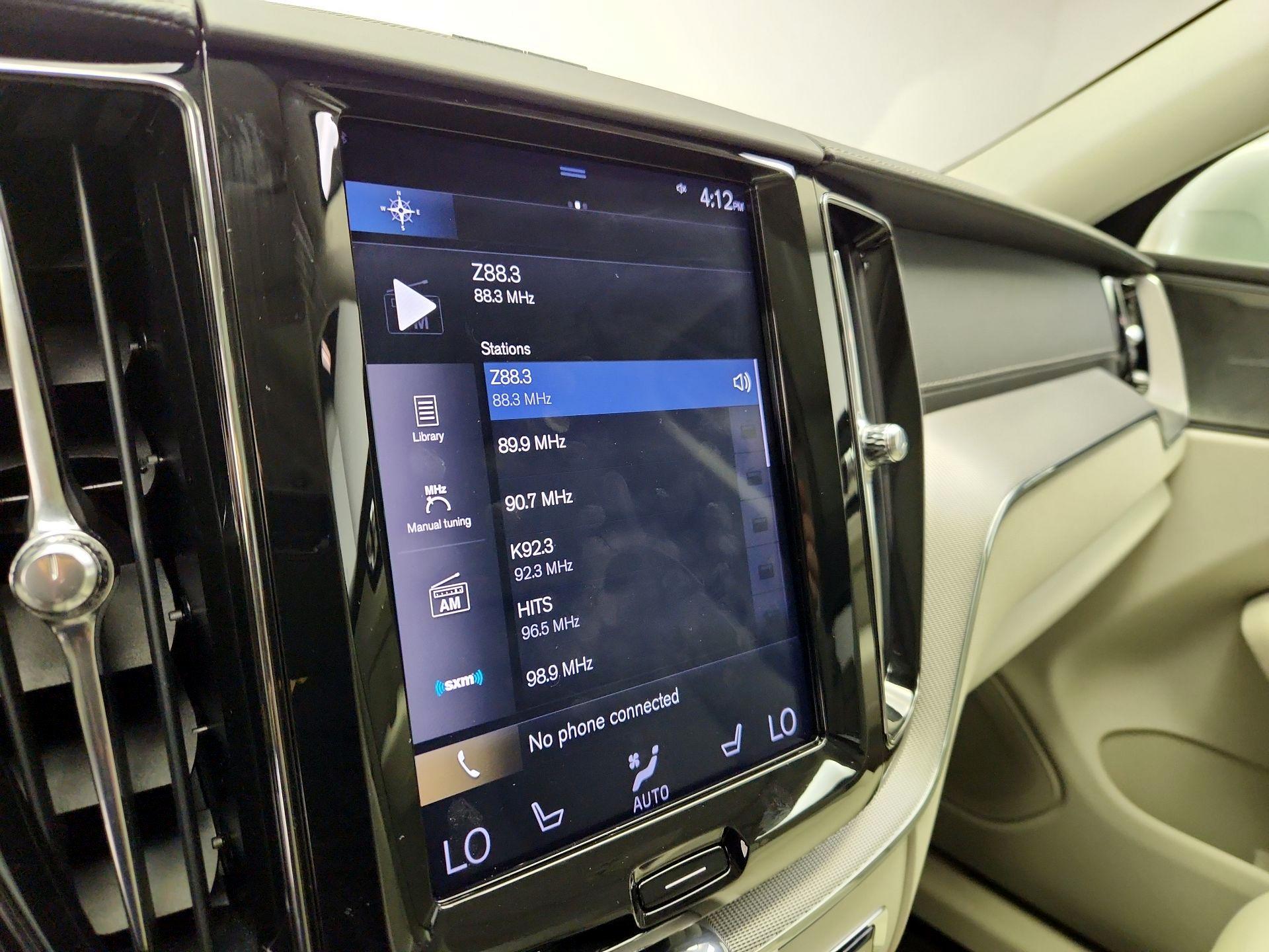 Thumbnail: 2019 Volvo XC60 - 16