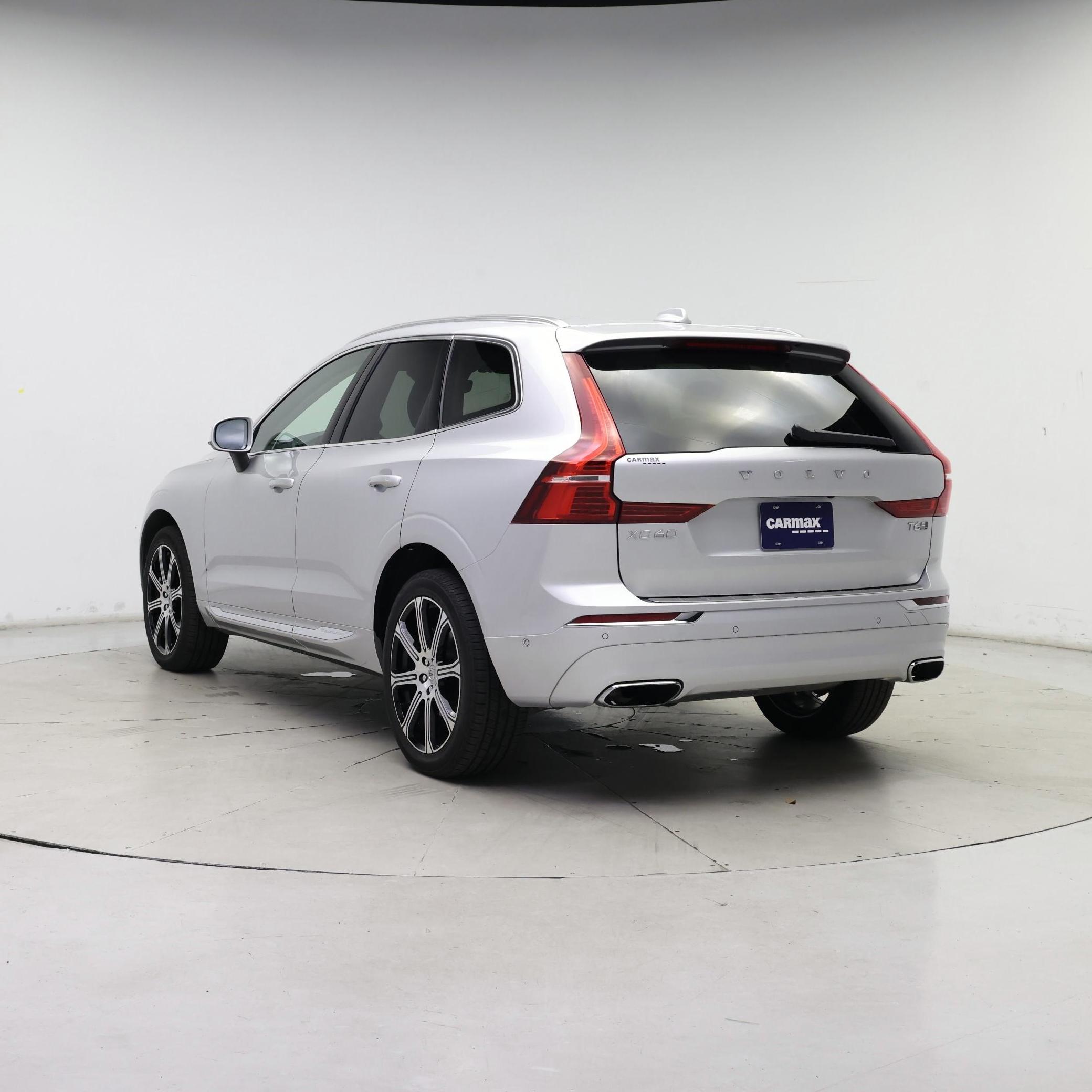 Thumbnail: 2019 Volvo XC60 - 2