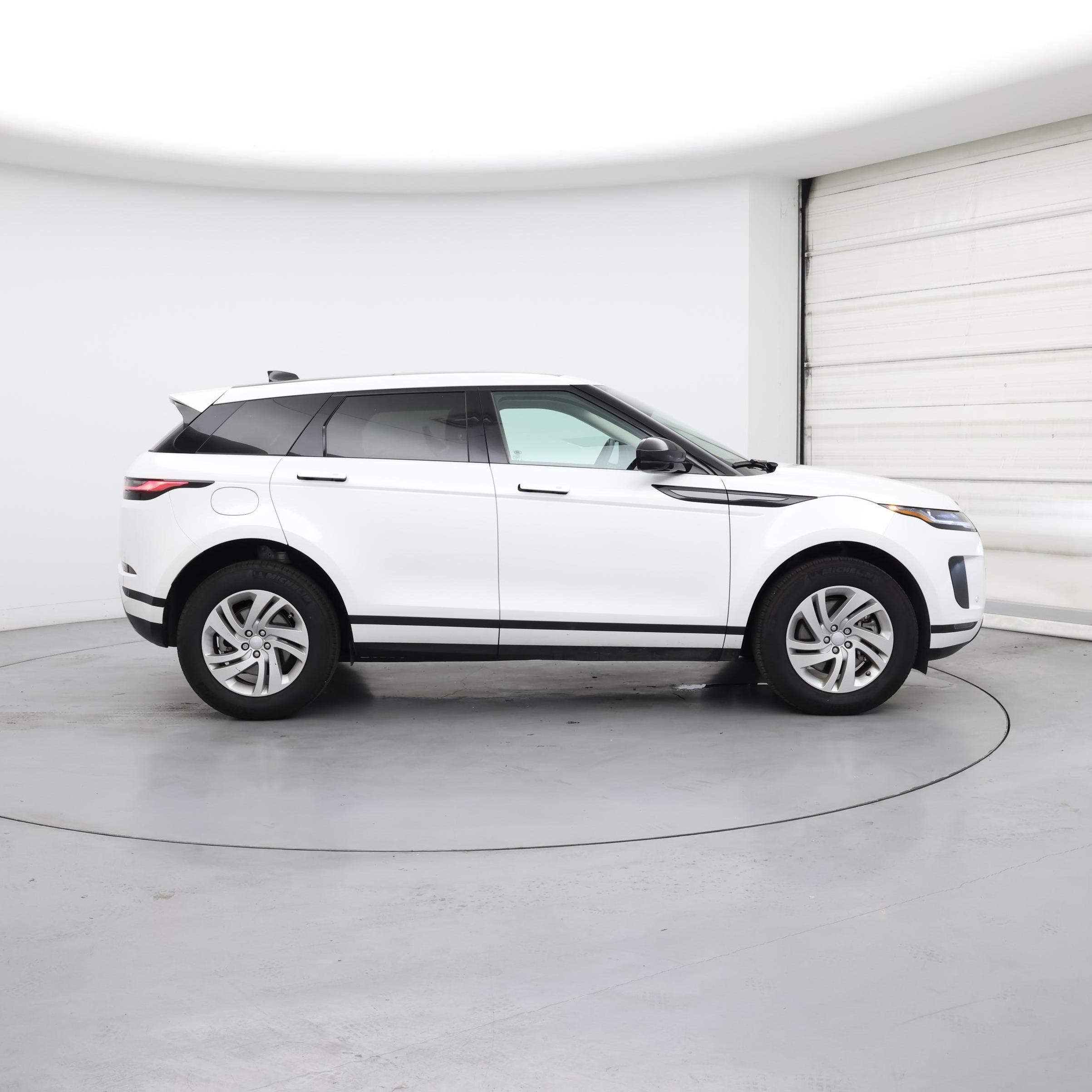 Thumbnail: 2025 Land Rover Range Rover Evoque - 7