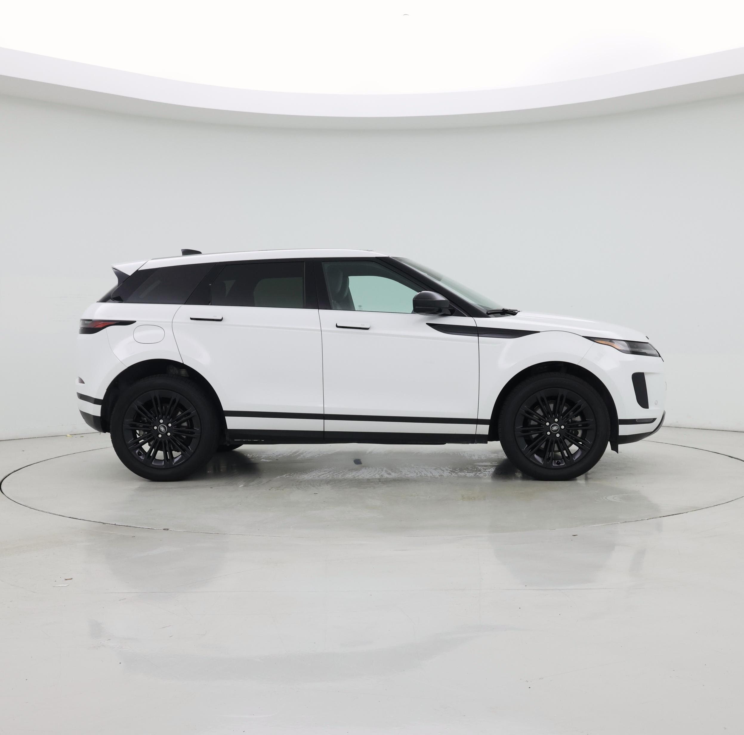 Thumbnail: 2025 Land Rover Range Rover Evoque - 7