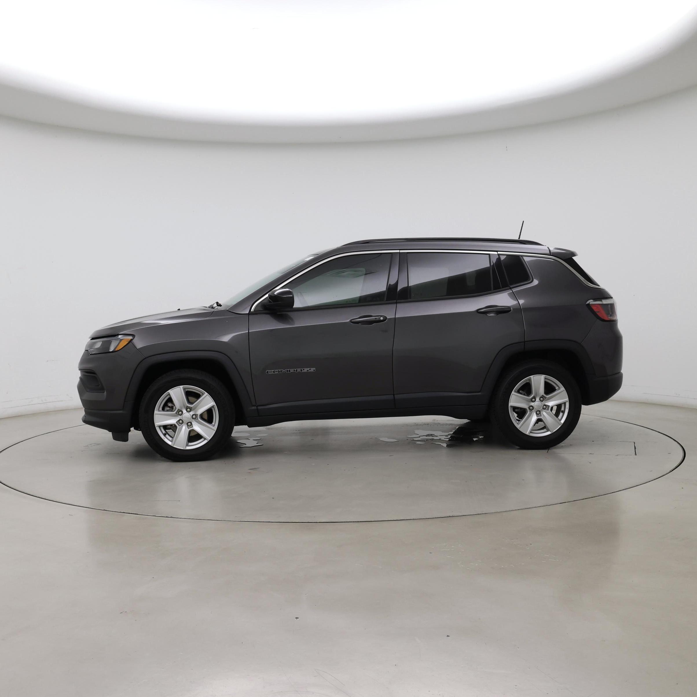 Thumbnail: 2022 Jeep Compass - 3