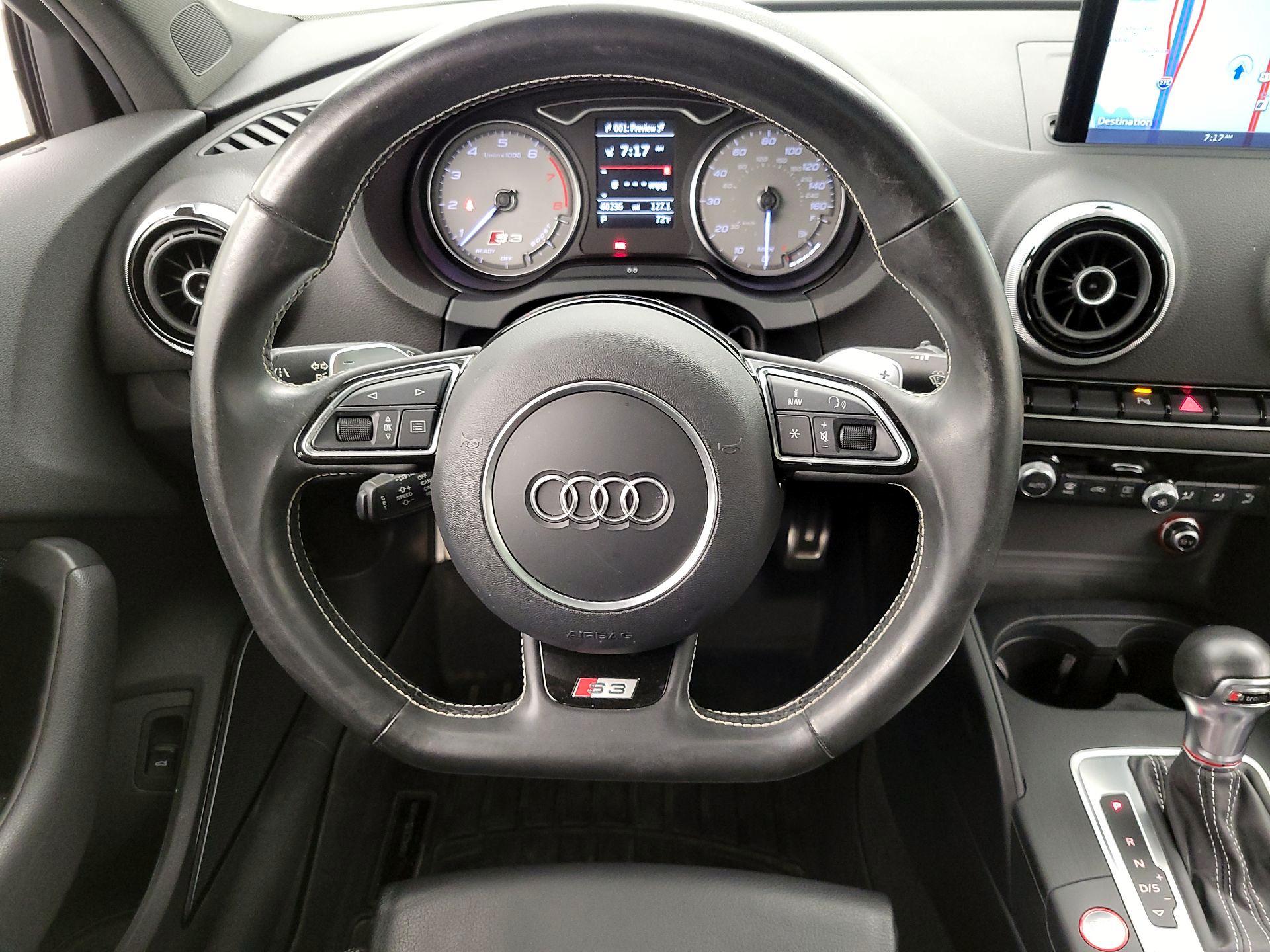 Thumbnail: 2016 Audi S3 - 10