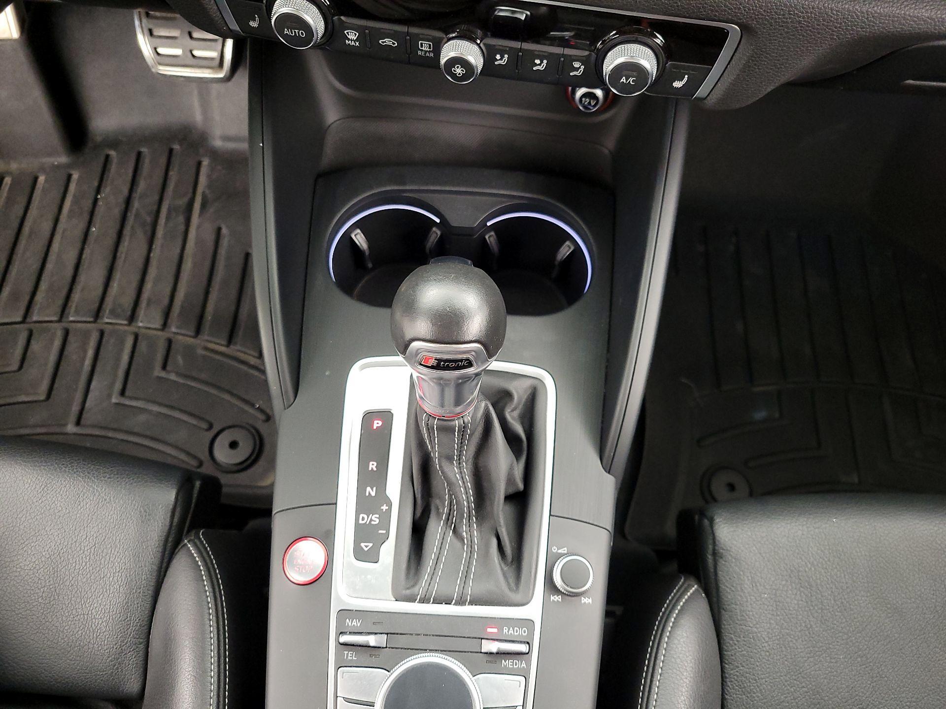Thumbnail: 2016 Audi S3 - 18
