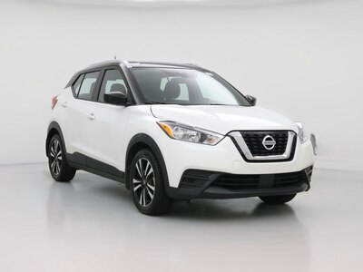 White 2020 Nissan Kicks SV