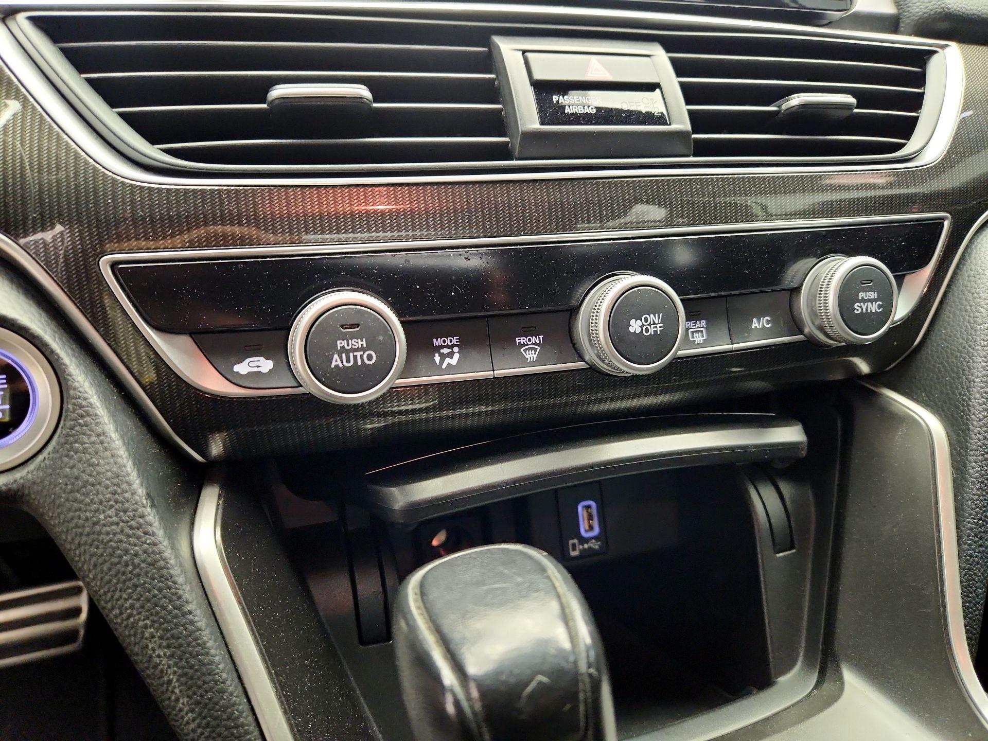 Thumbnail: 2018 Honda Accord - 16