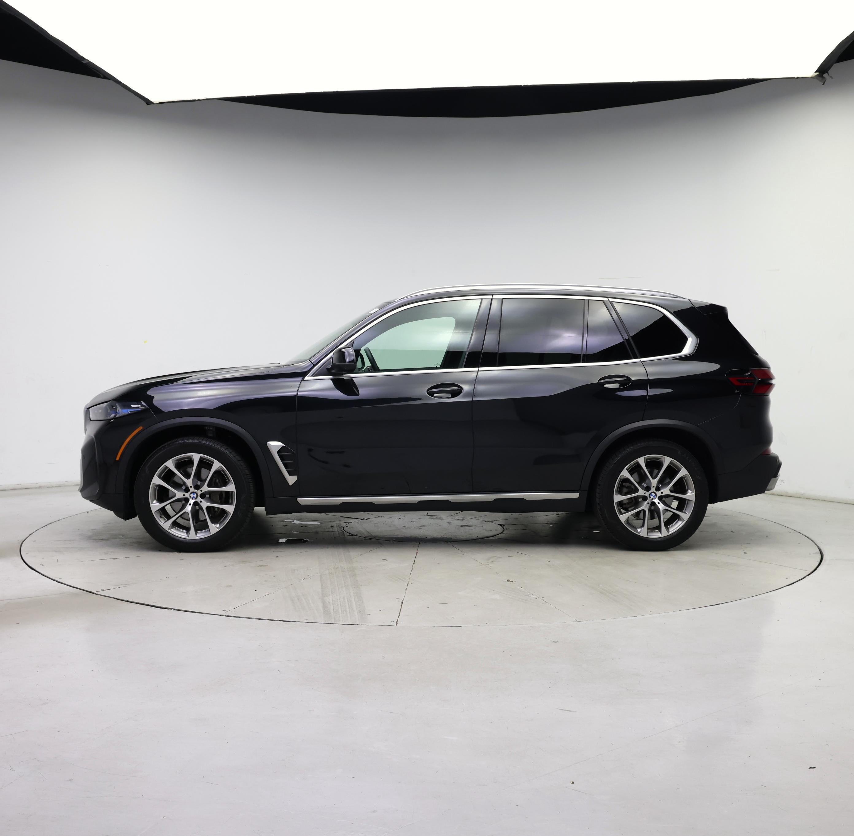 Thumbnail: 2025 BMW X5 - 3