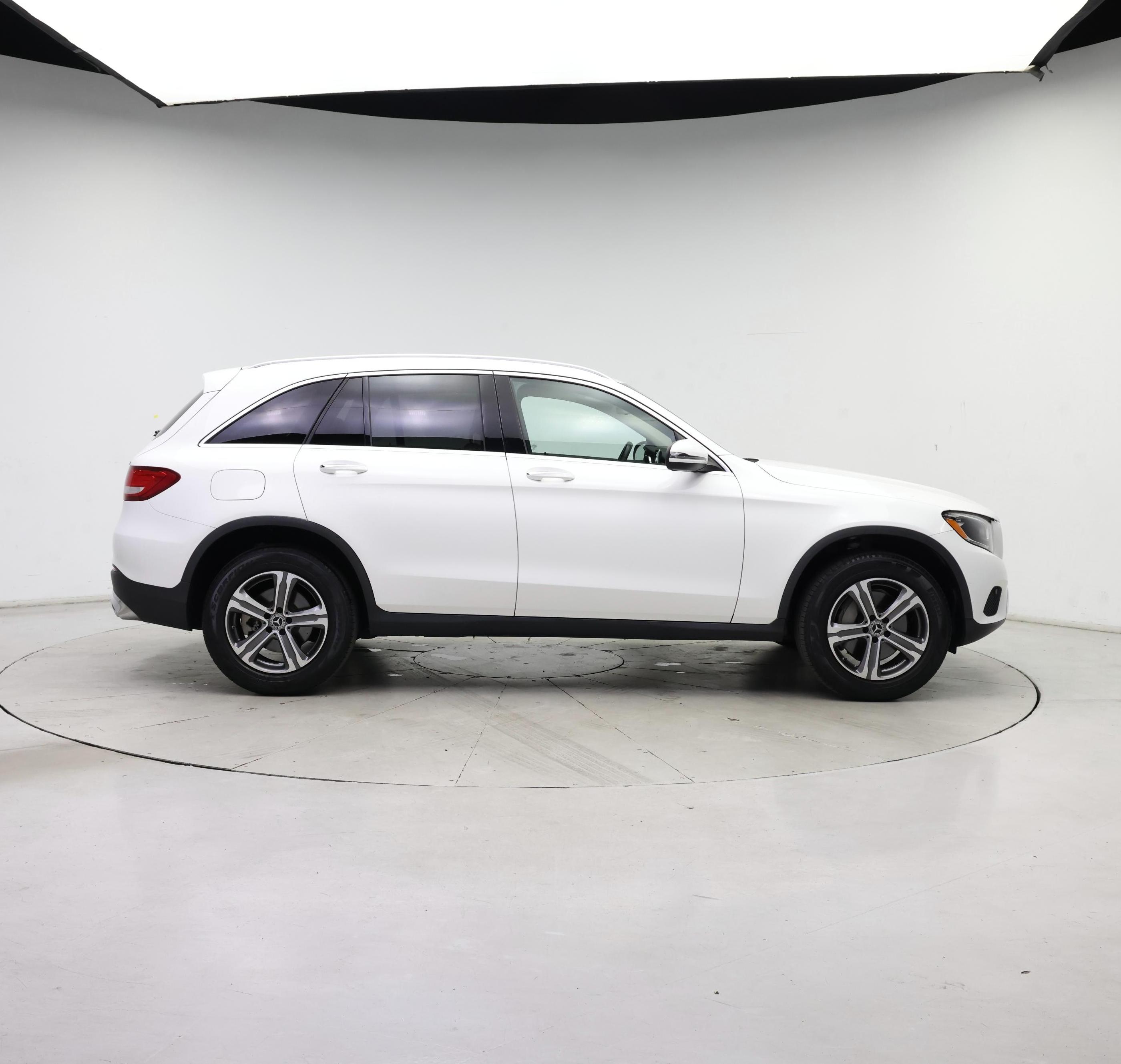 Thumbnail: 2019 Mercedes-Benz GLC - 7