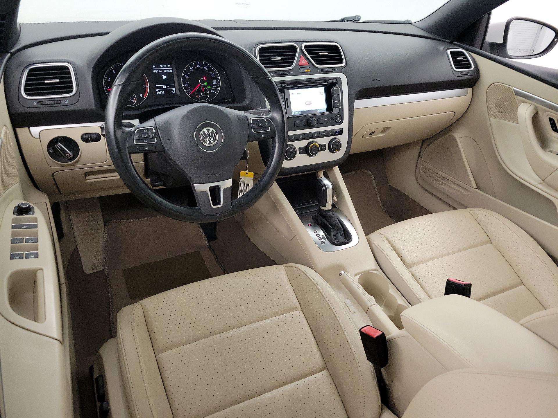 Thumbnail: 2015 Volkswagen Eos - 9
