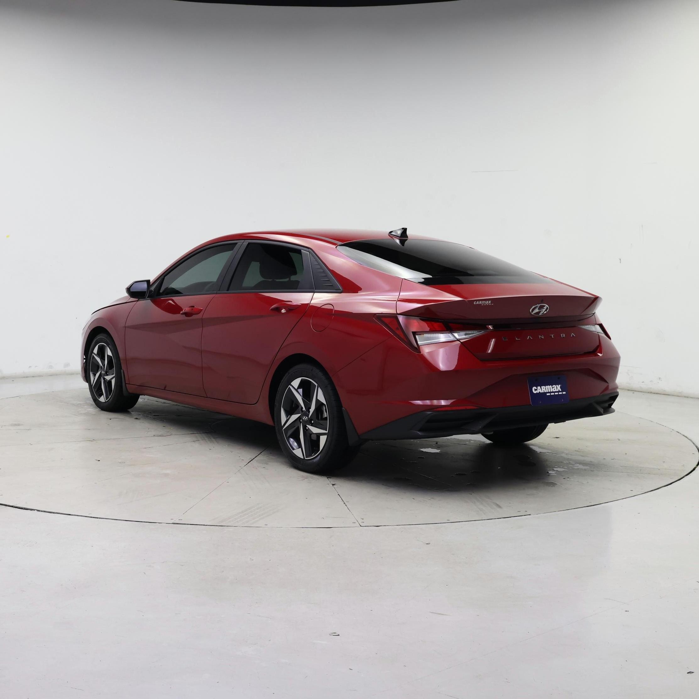 Thumbnail: 2023 Hyundai Elantra - 2