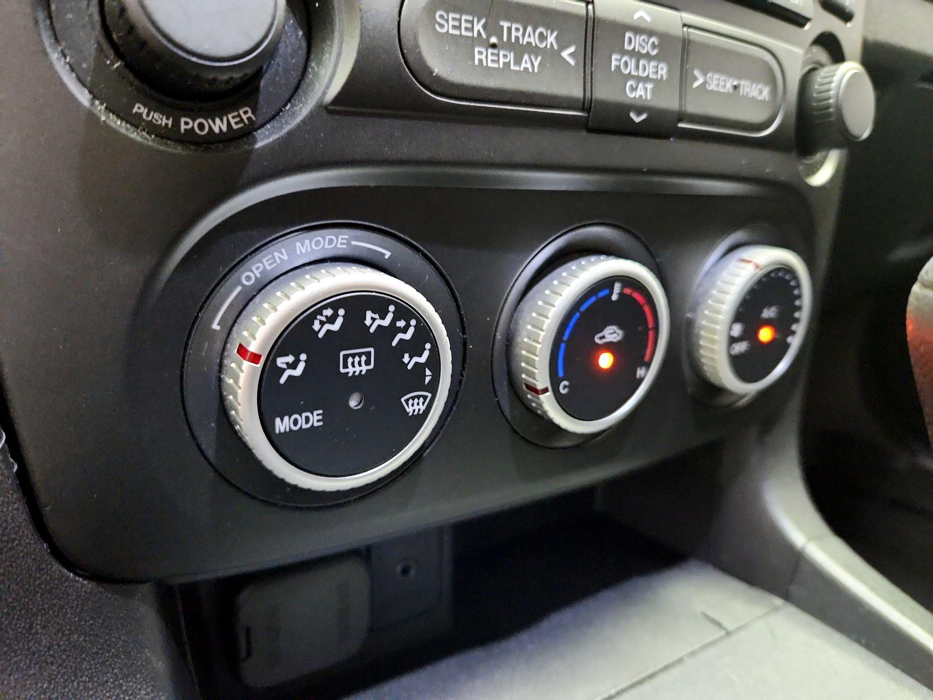 Thumbnail: 2014 Mazda MX-5 Miata - 15