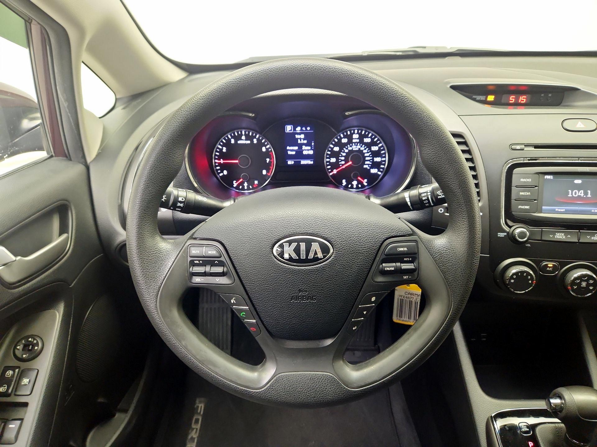 Thumbnail: 2018 Kia Forte - 10