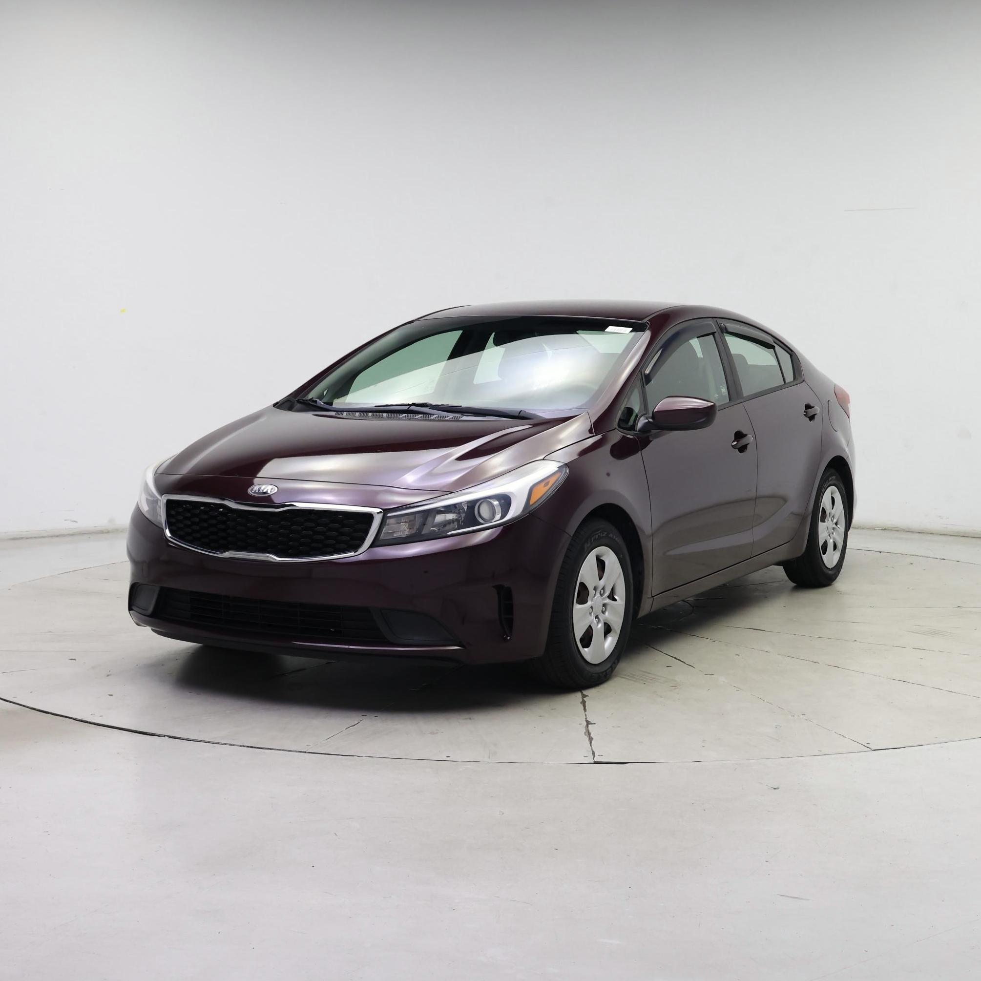 Thumbnail: 2018 Kia Forte - 4