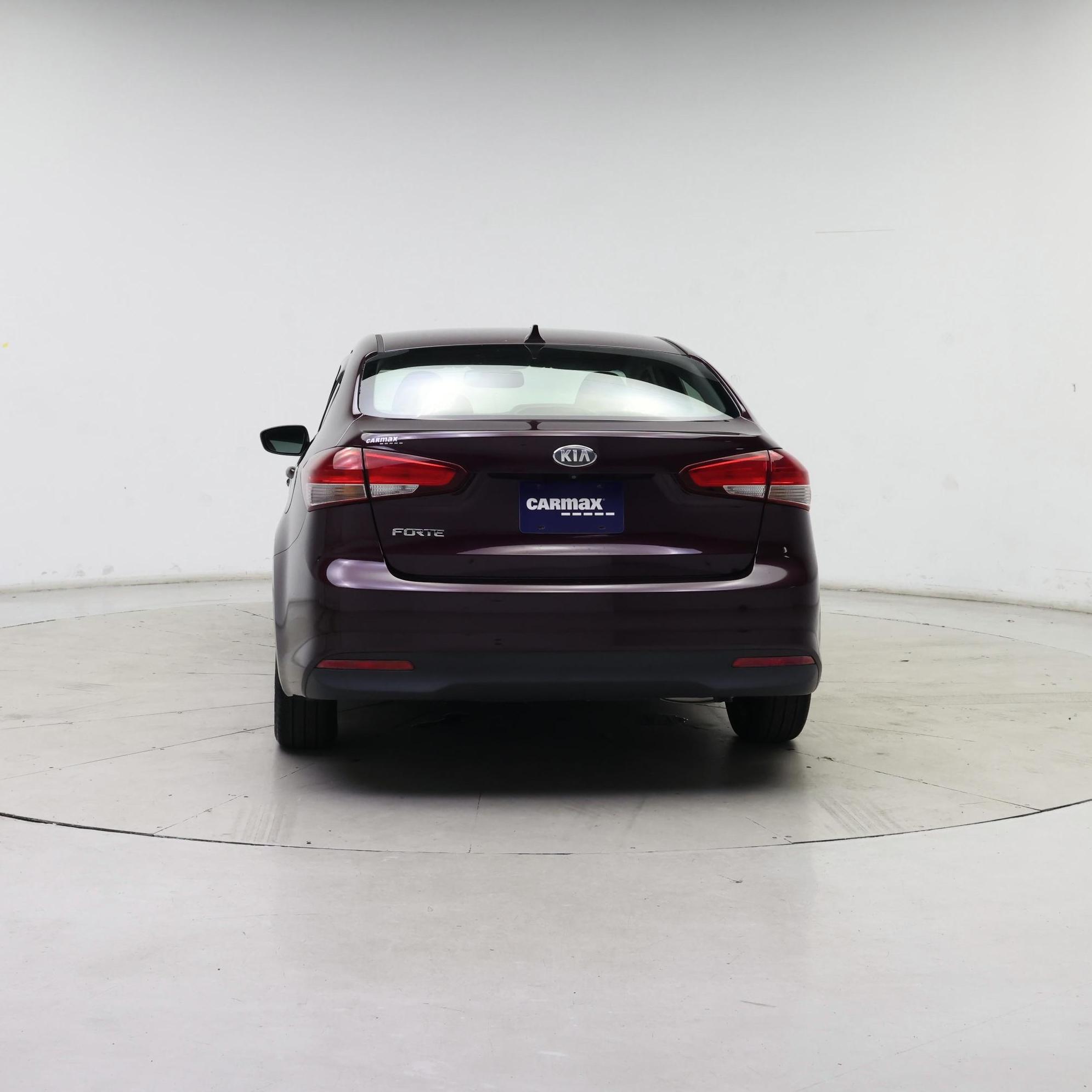 Thumbnail: 2018 Kia Forte - 6