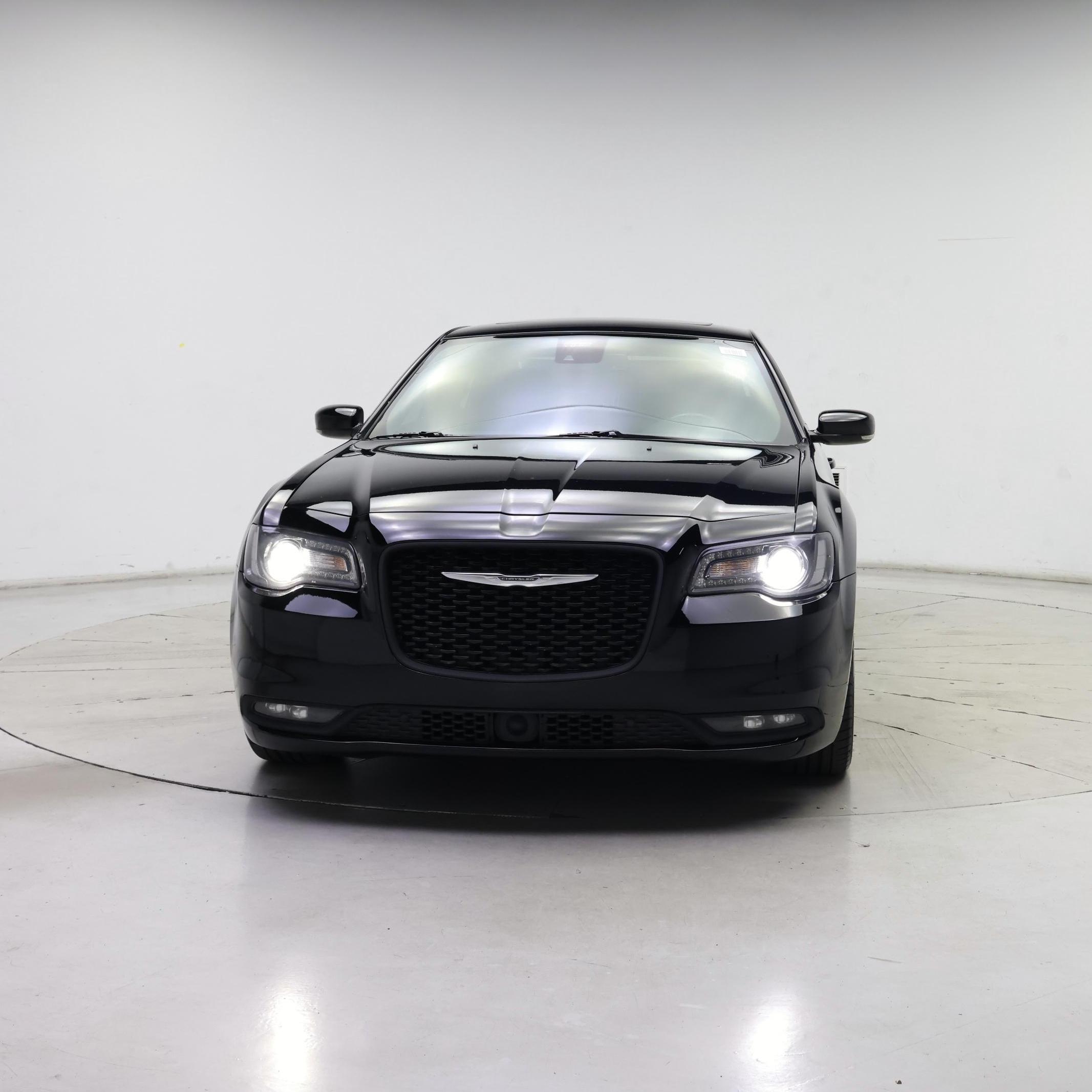 Thumbnail: 2018 Chrysler 300 - 5