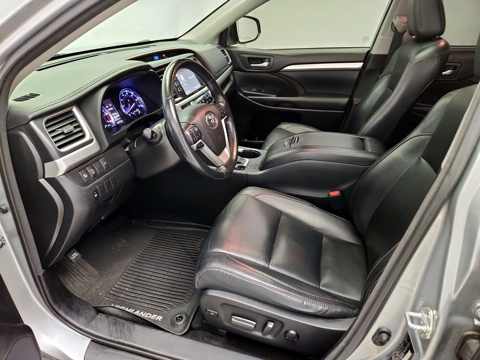 Thumbnail: 2018 Toyota Highlander - 11