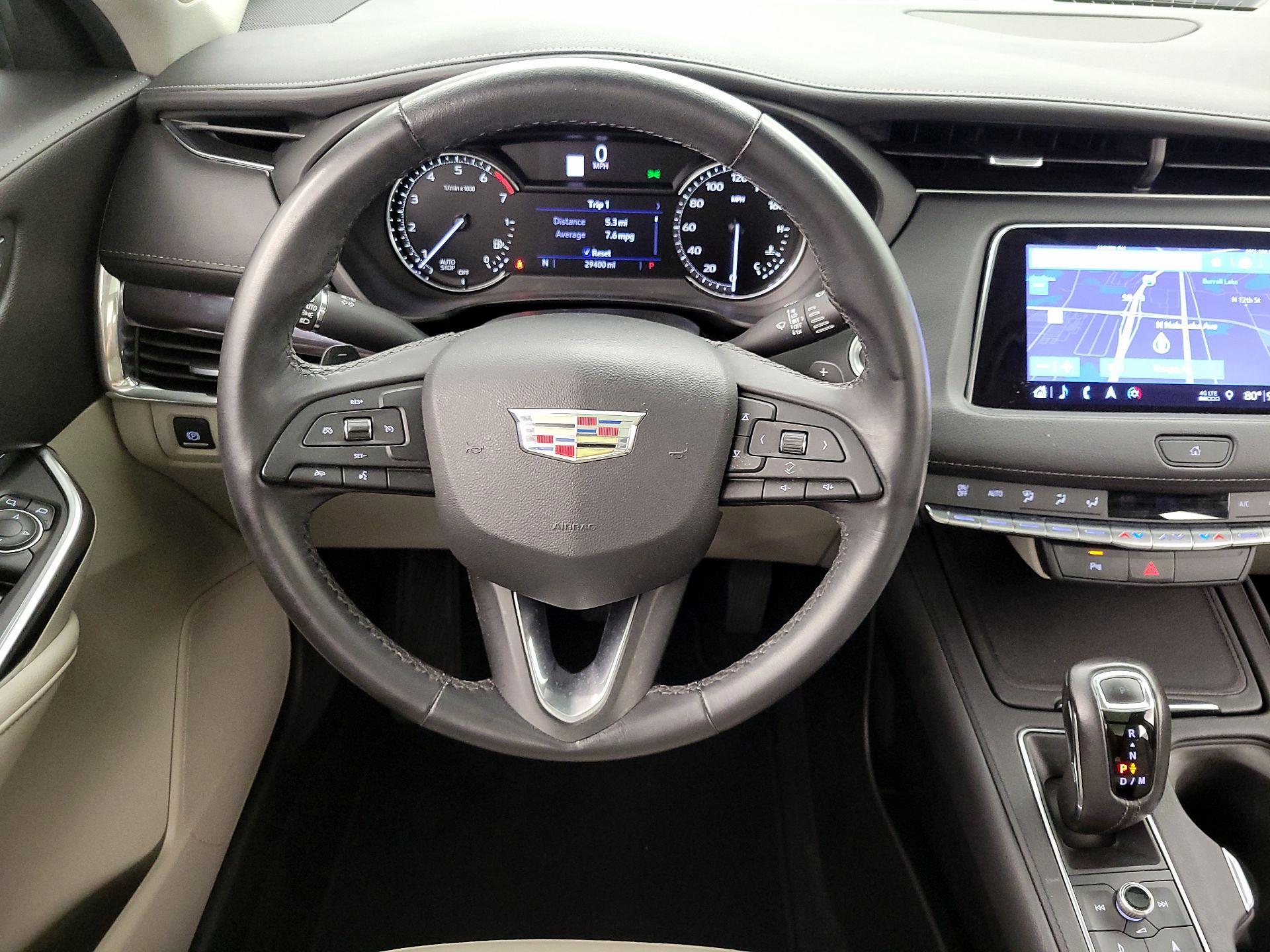 Thumbnail: 2019 Cadillac XT4 - 10