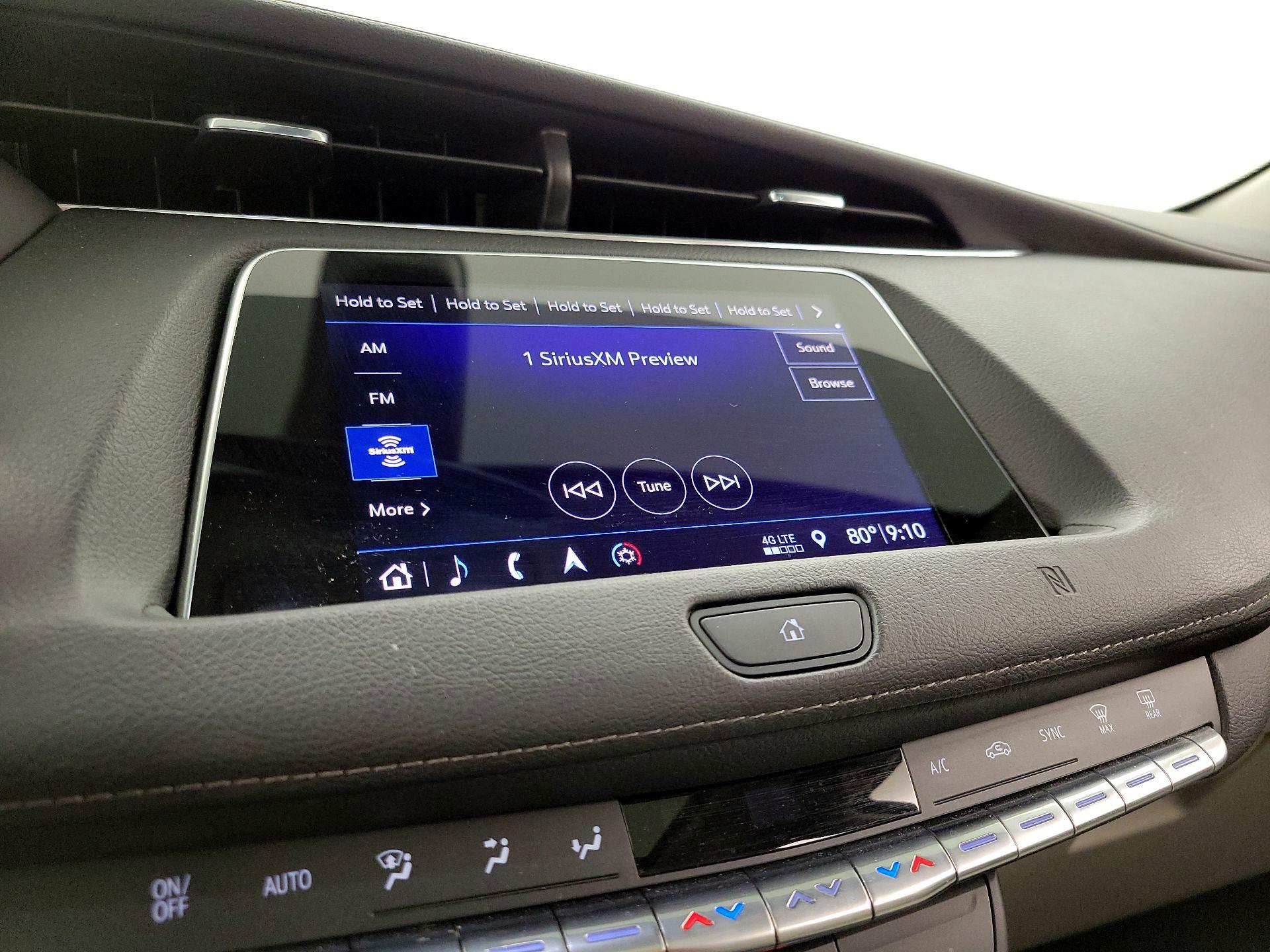 Thumbnail: 2019 Cadillac XT4 - 16