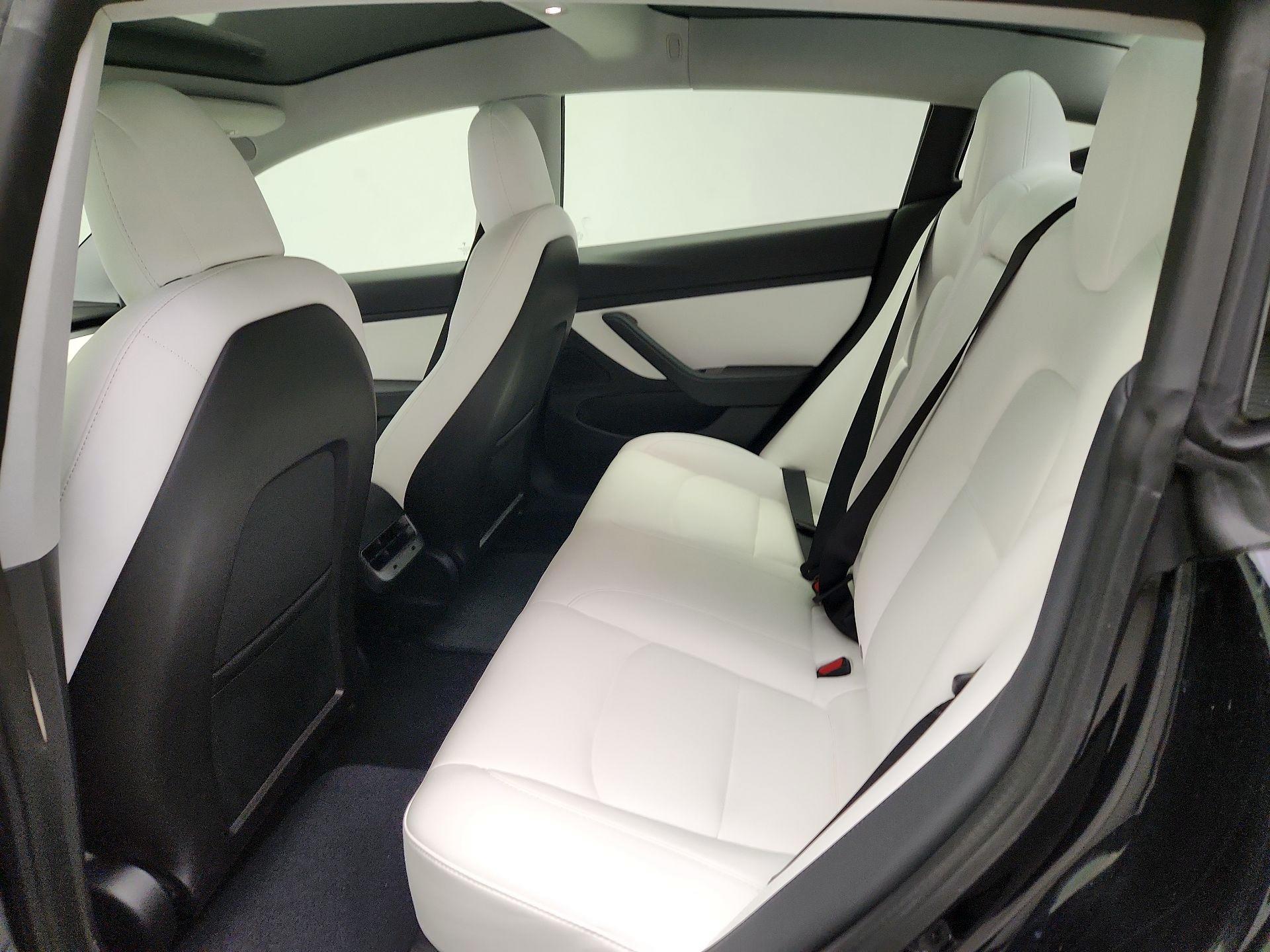 Thumbnail: 2020 Tesla Model 3 - 19